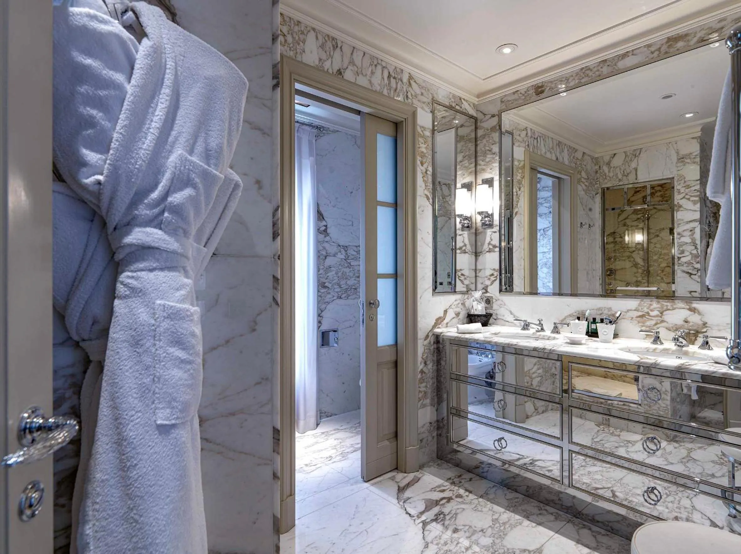 Bathroom in MARQUIS Faubourg Saint-Honoré - Small Luxury hotels of the World