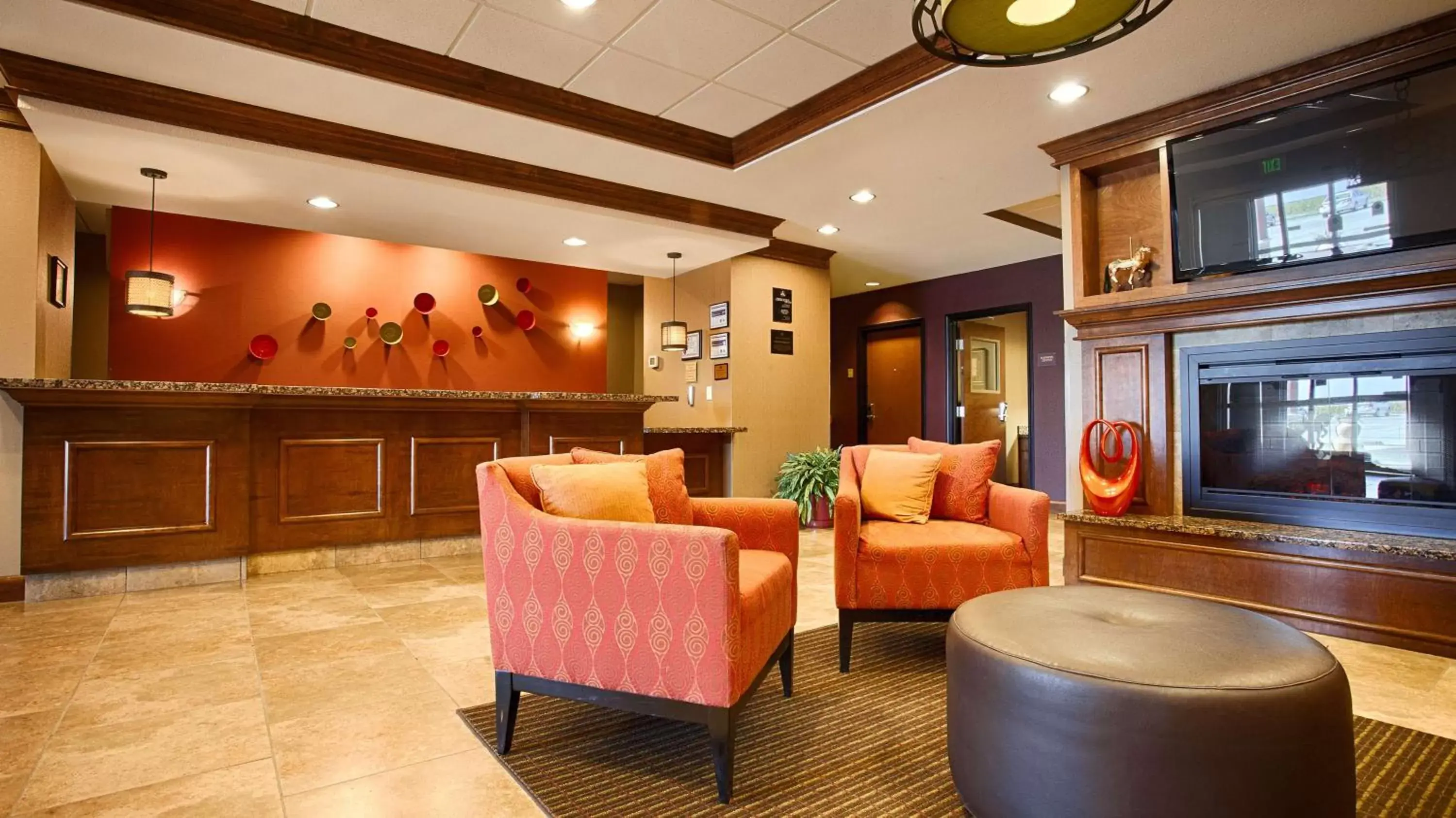 Lobby or reception, Lobby/Reception in Best Western Plus Carousel Inn & Suites Burlington