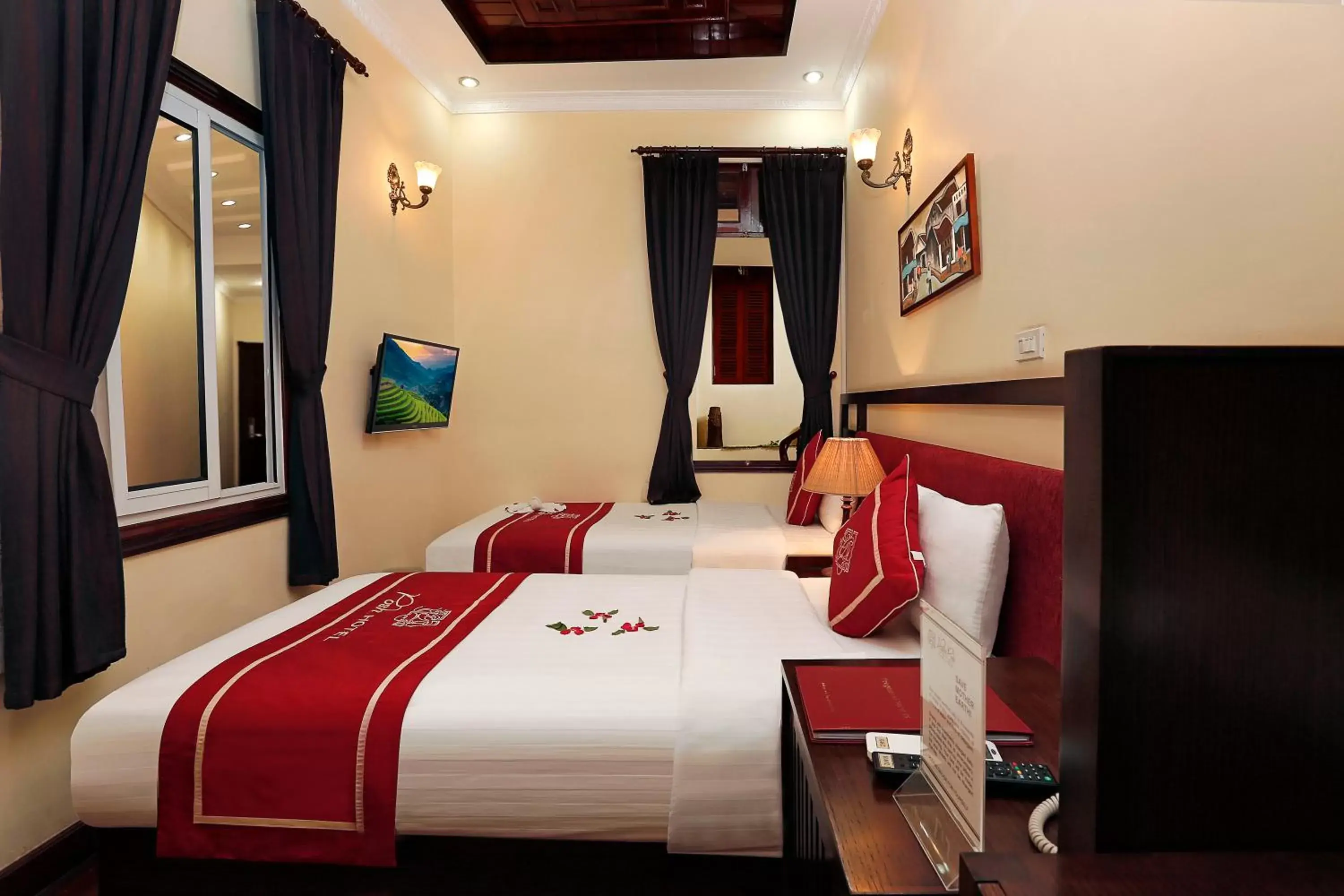 Bed in Hanoi Posh Boutique Hotel