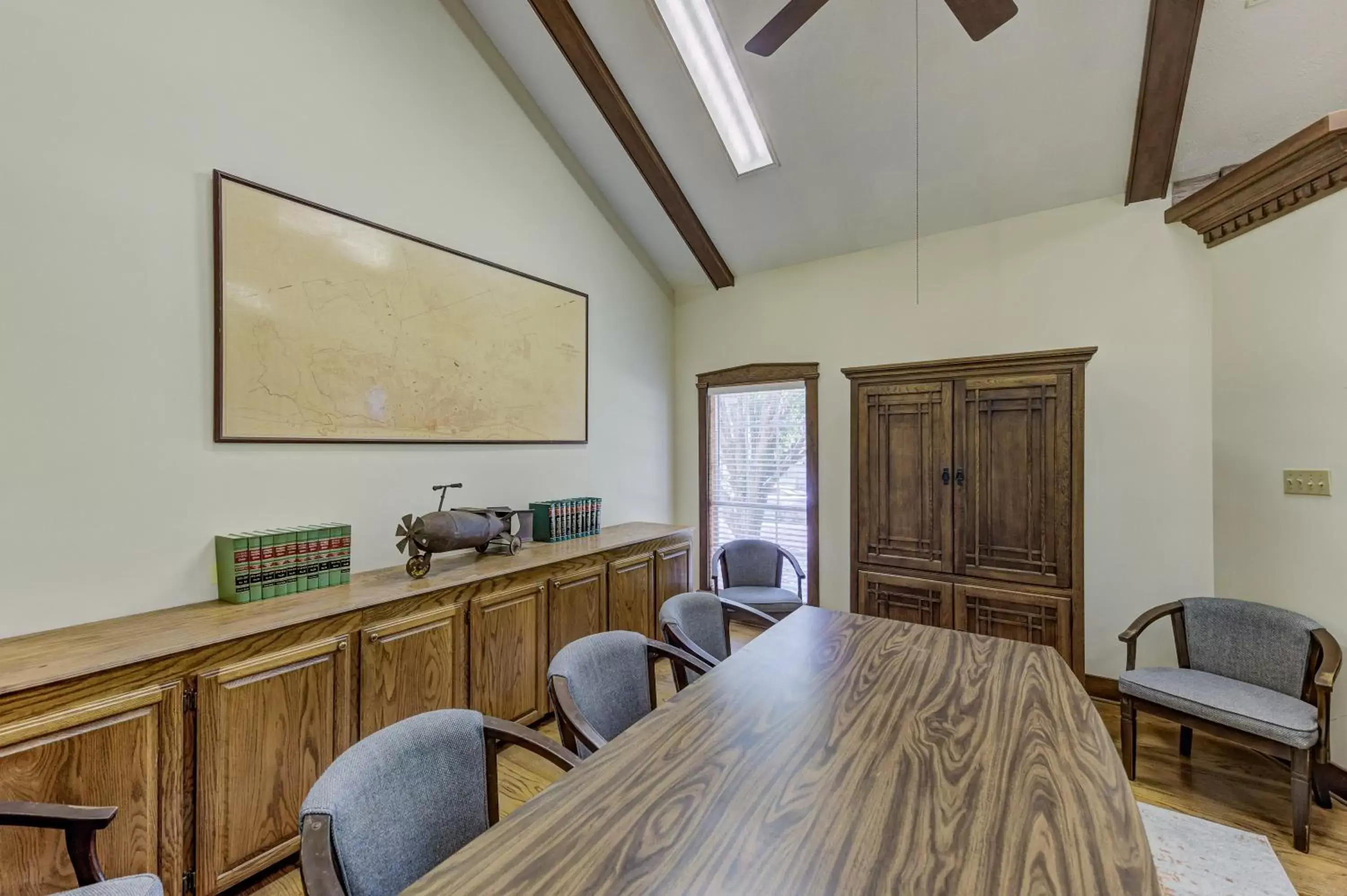 Breakfast, Dining Area in Halpino