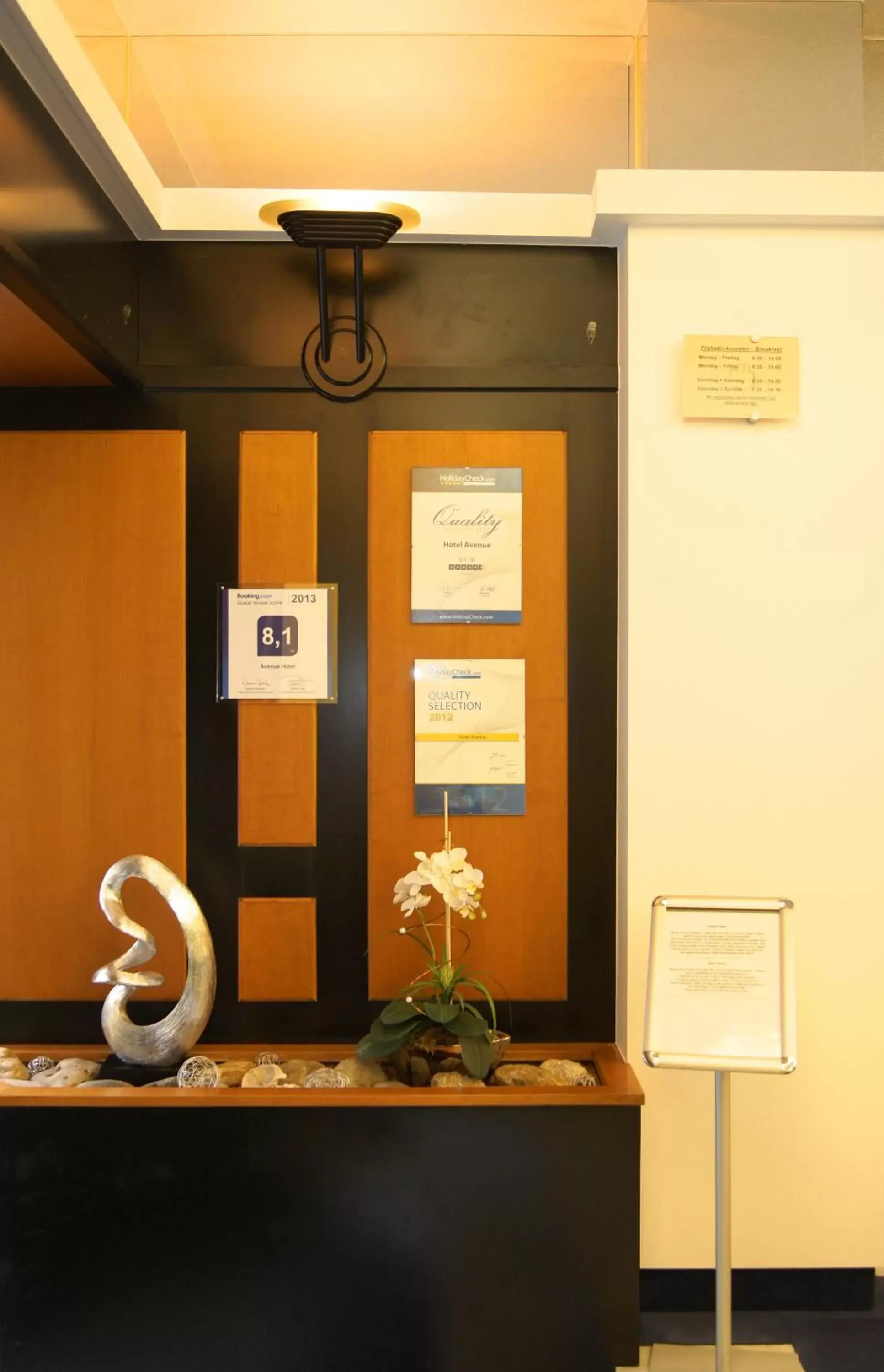 Lobby or reception in Avenue Hotel Lobby or reception in Avenue Hotel