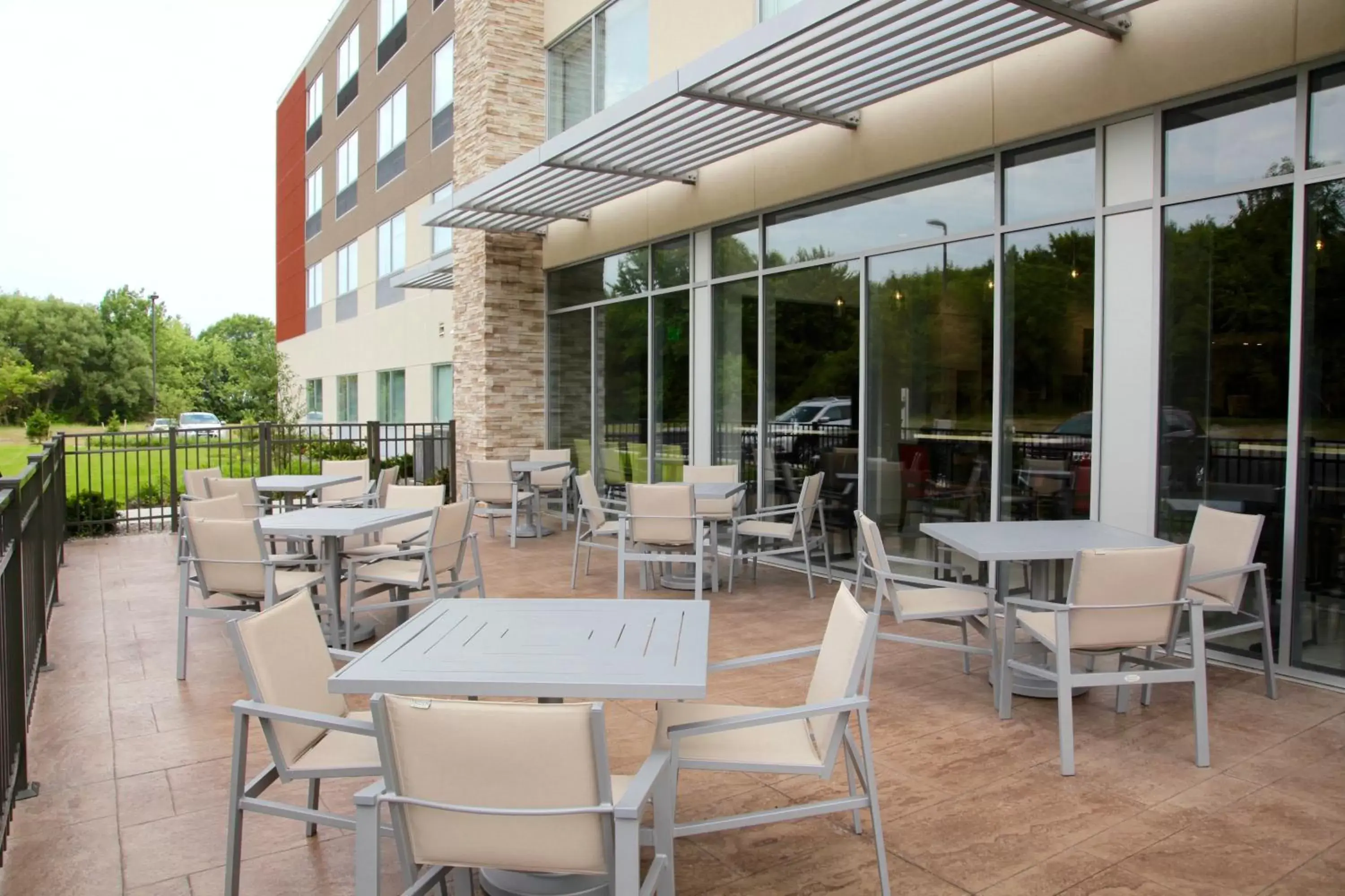 Other, Restaurant/Places to Eat in Holiday Inn Express & Suites Oswego, an IHG Hotel