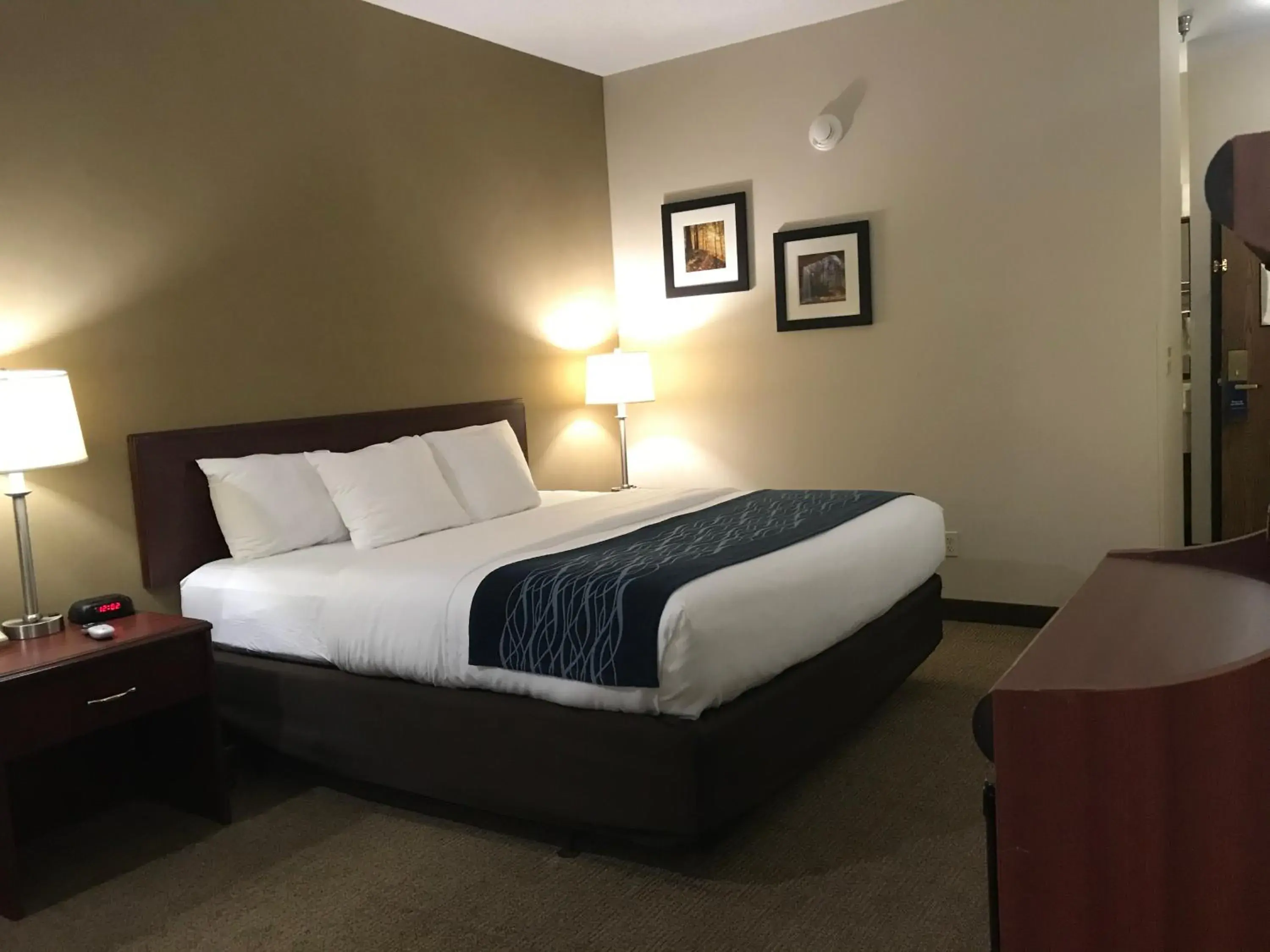 Bedroom, Bed in Comfort Inn