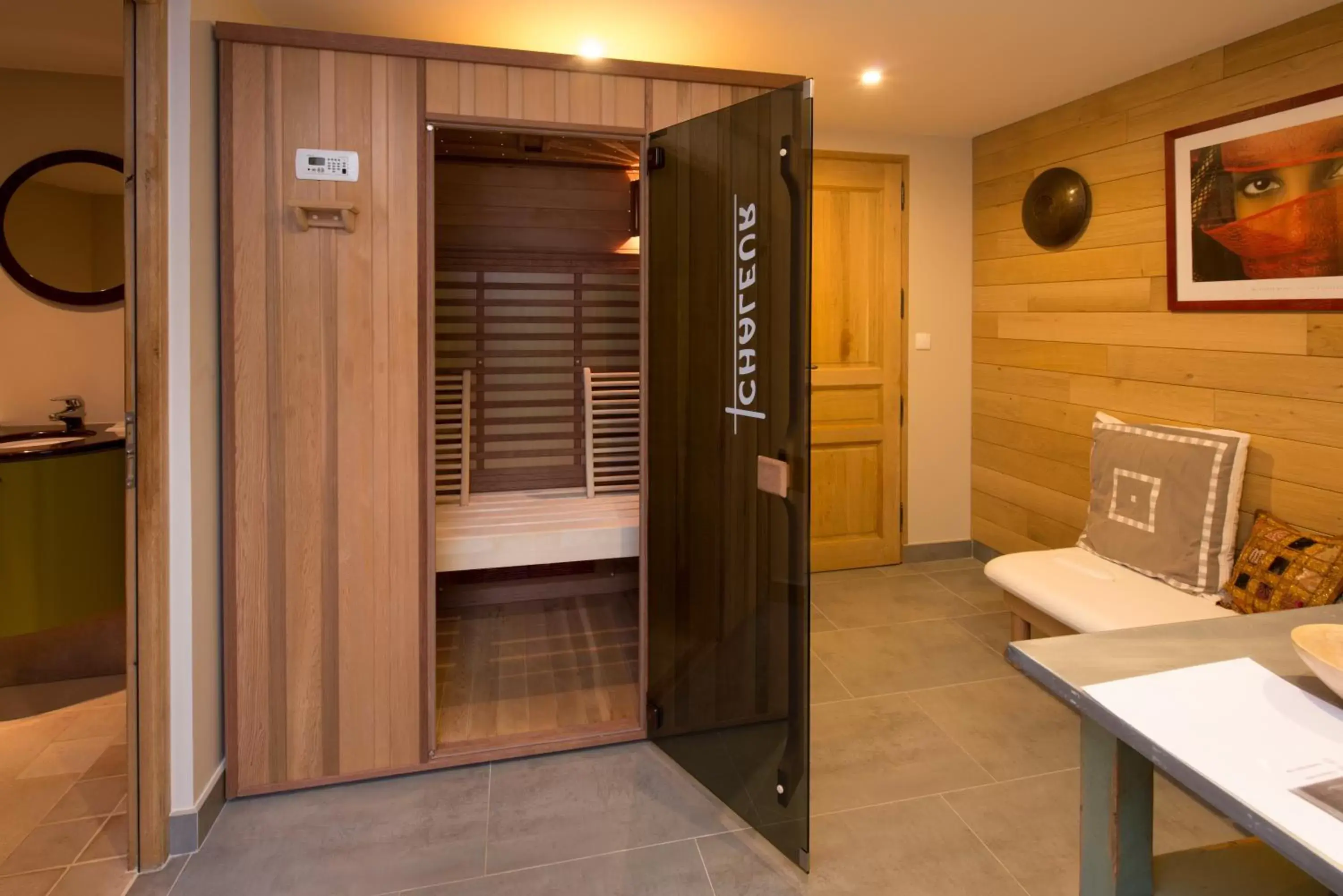 Sauna, Bathroom in La Ferme de l'Oudon & SPA