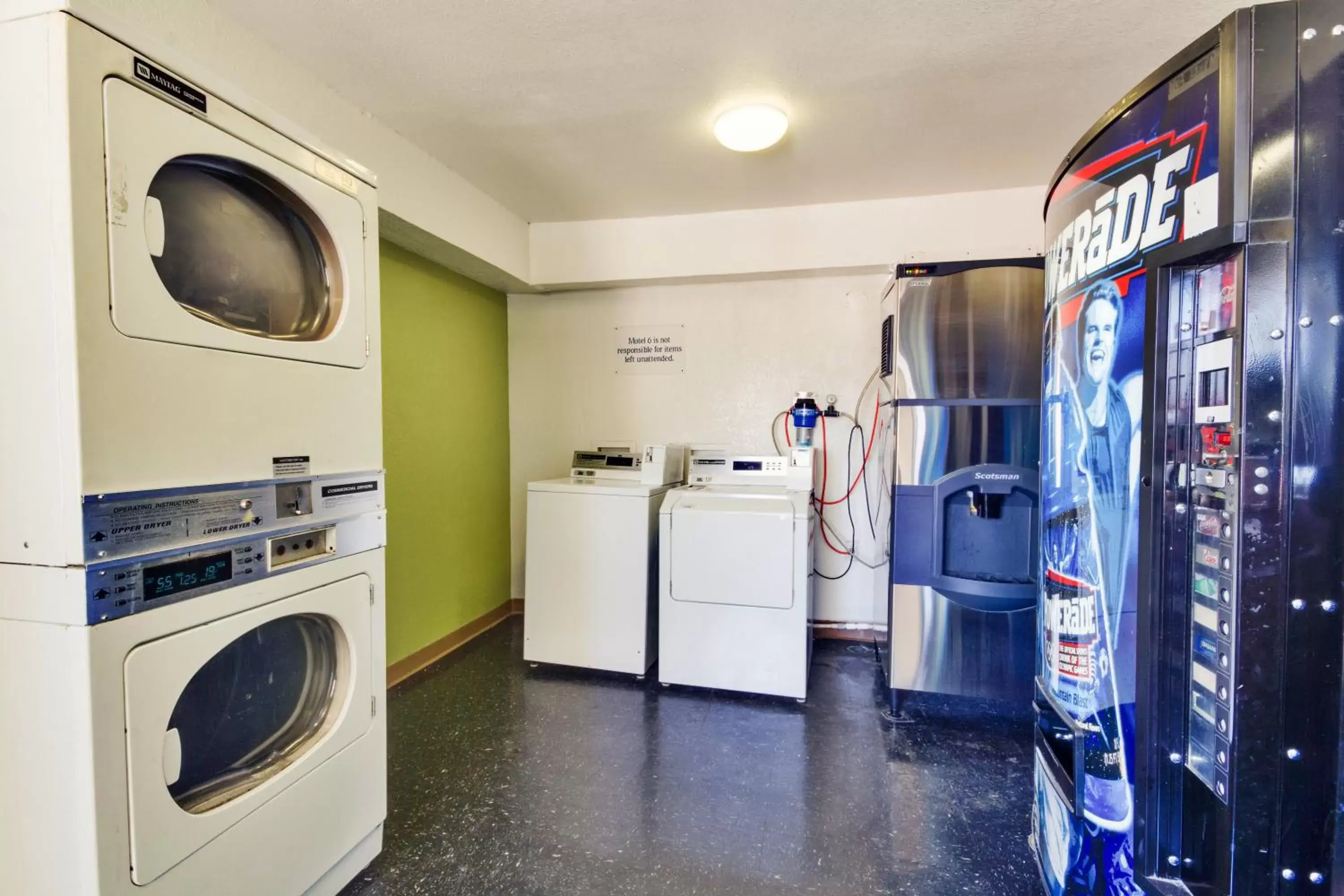 Decorative detail, Kitchen/Kitchenette in Motel 6-Irving, TX - Dallas