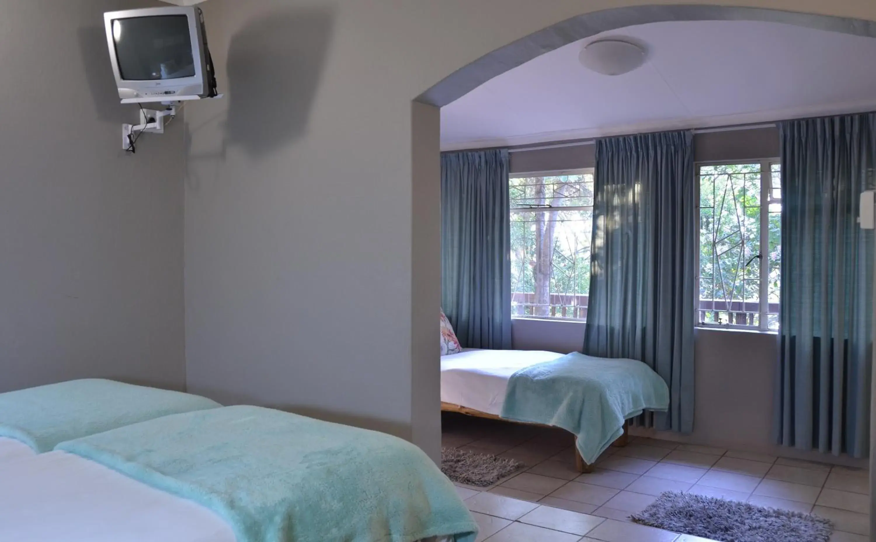 Photo of the whole room, Room Photo in eBundu Lodge