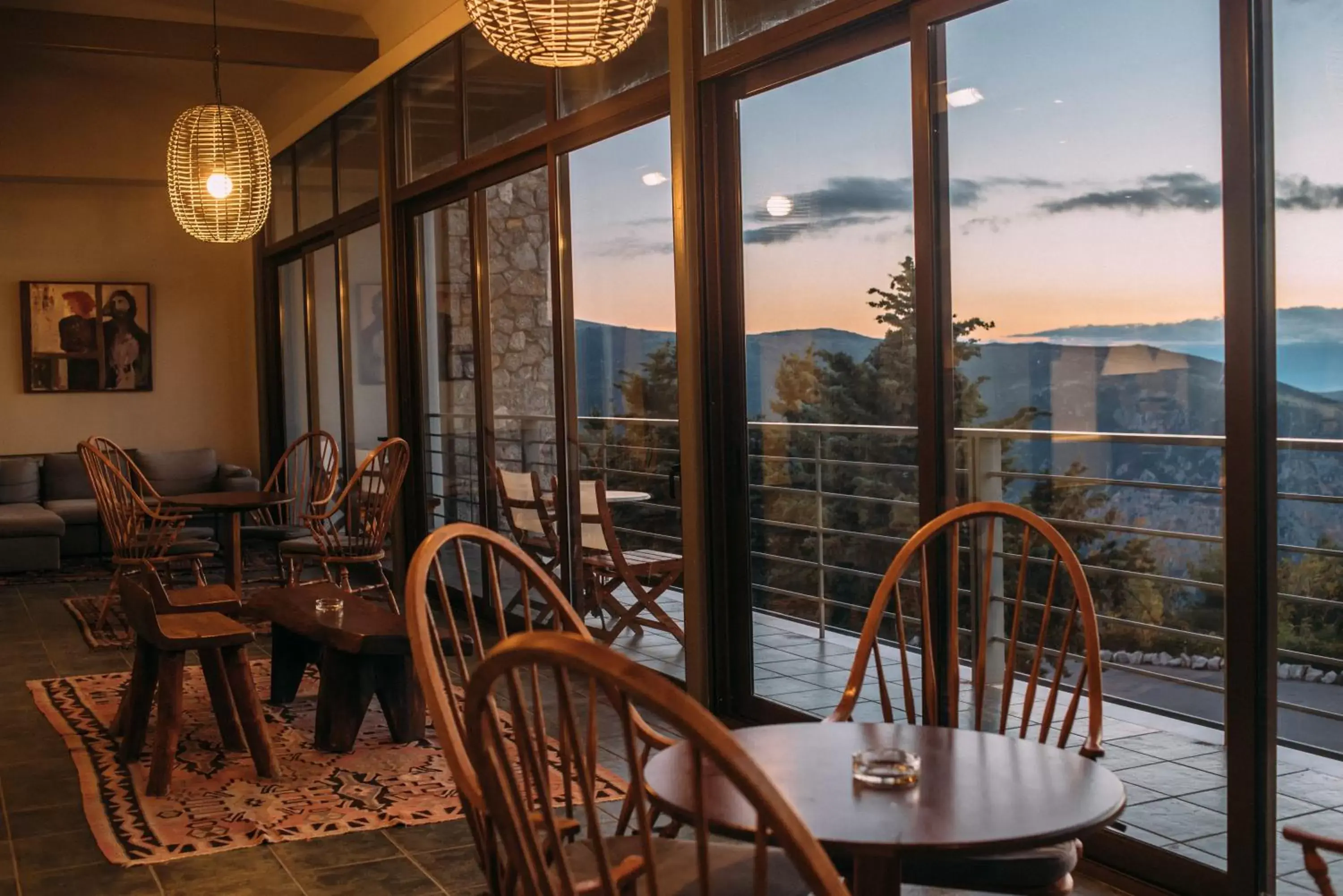 Lounge or bar, Restaurant/Places to Eat in Domotel Anemolia Mountain Resort