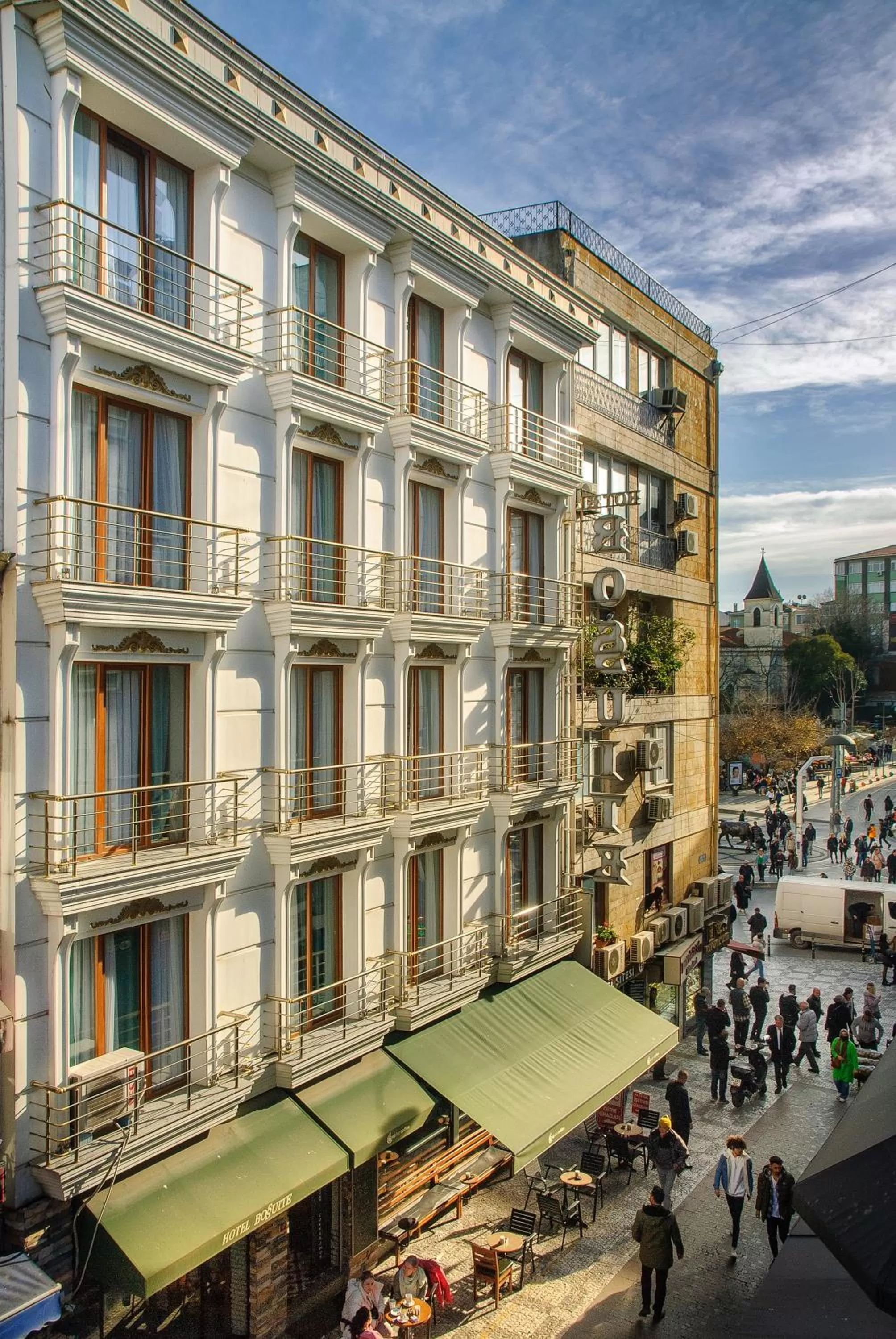 Property building in Hotel Bossuite Kadikoy