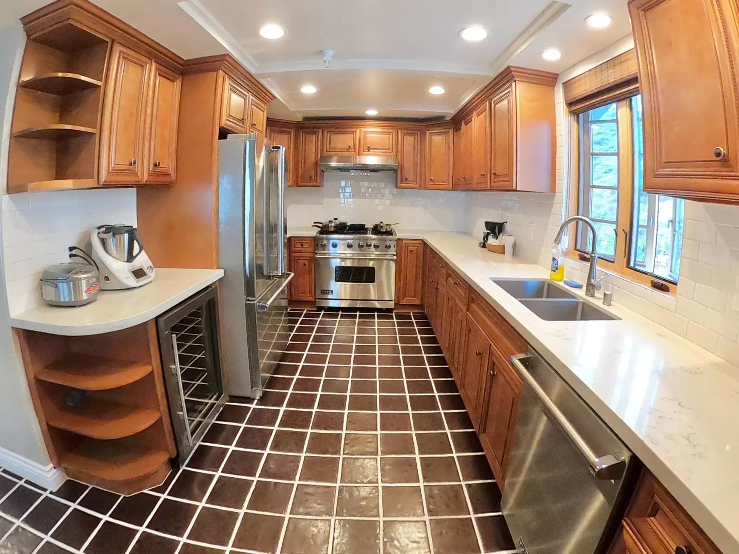 Kitchen or kitchenette, Kitchen/Kitchenette in Zane Grey Pueblo Hotel