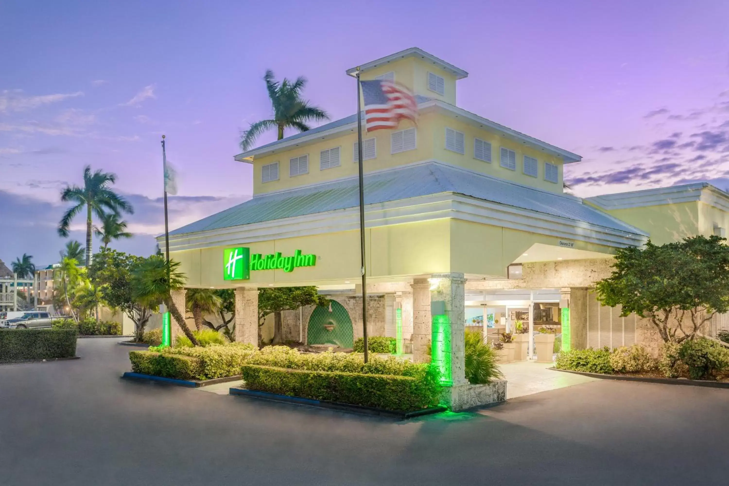 Property building in Holiday Inn Key Largo, an IHG Hotel