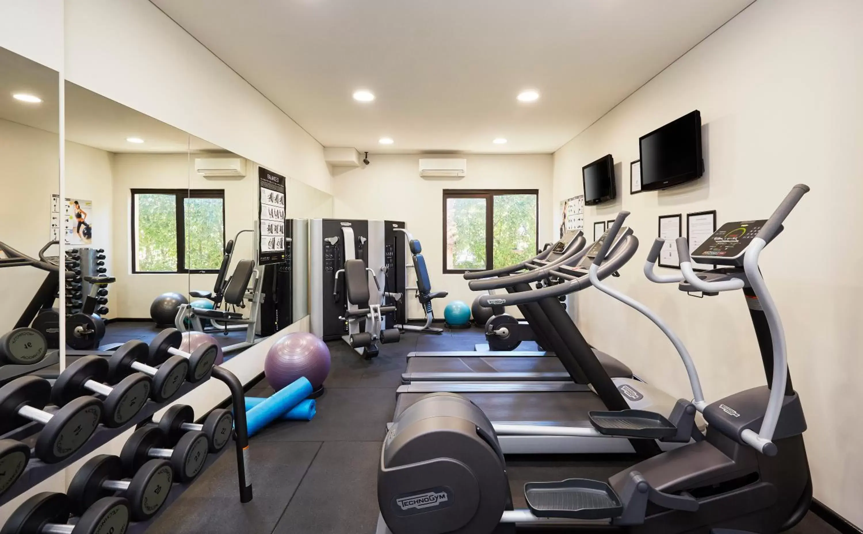 Fitness centre/facilities in Holiday Inn Parramatta by IHG Fitness centre/facilities in Holiday Inn Parramatta by IHG