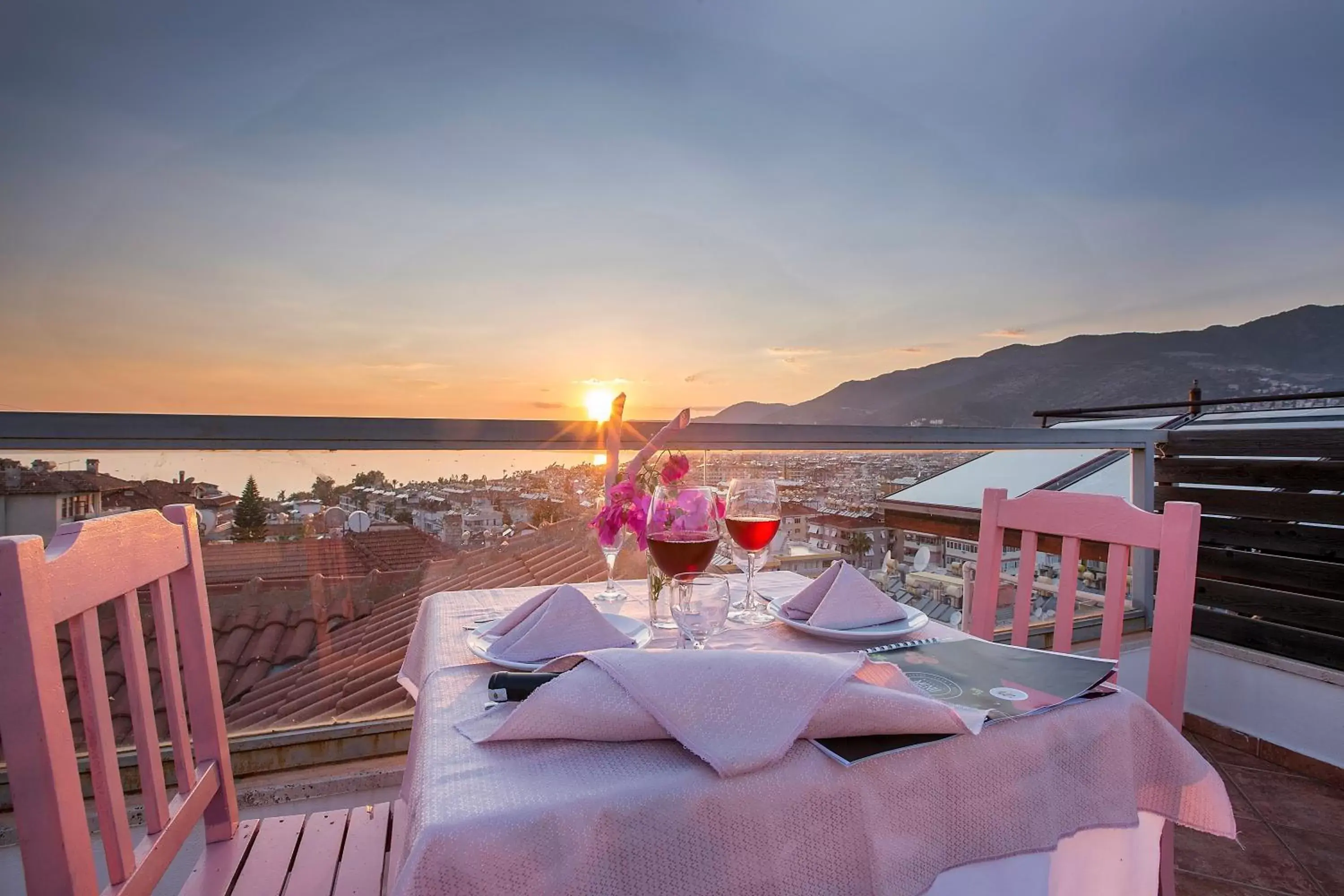 Restaurant/places to eat in Villa Sonata Restaurant/places to eat in Villa Sonata