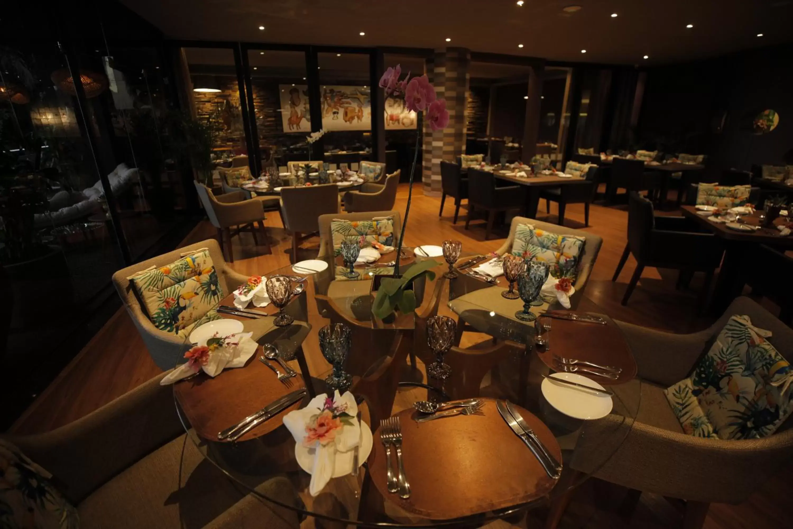 Meals, Restaurant/Places to Eat in Vivaz Cataratas Hotel Resort