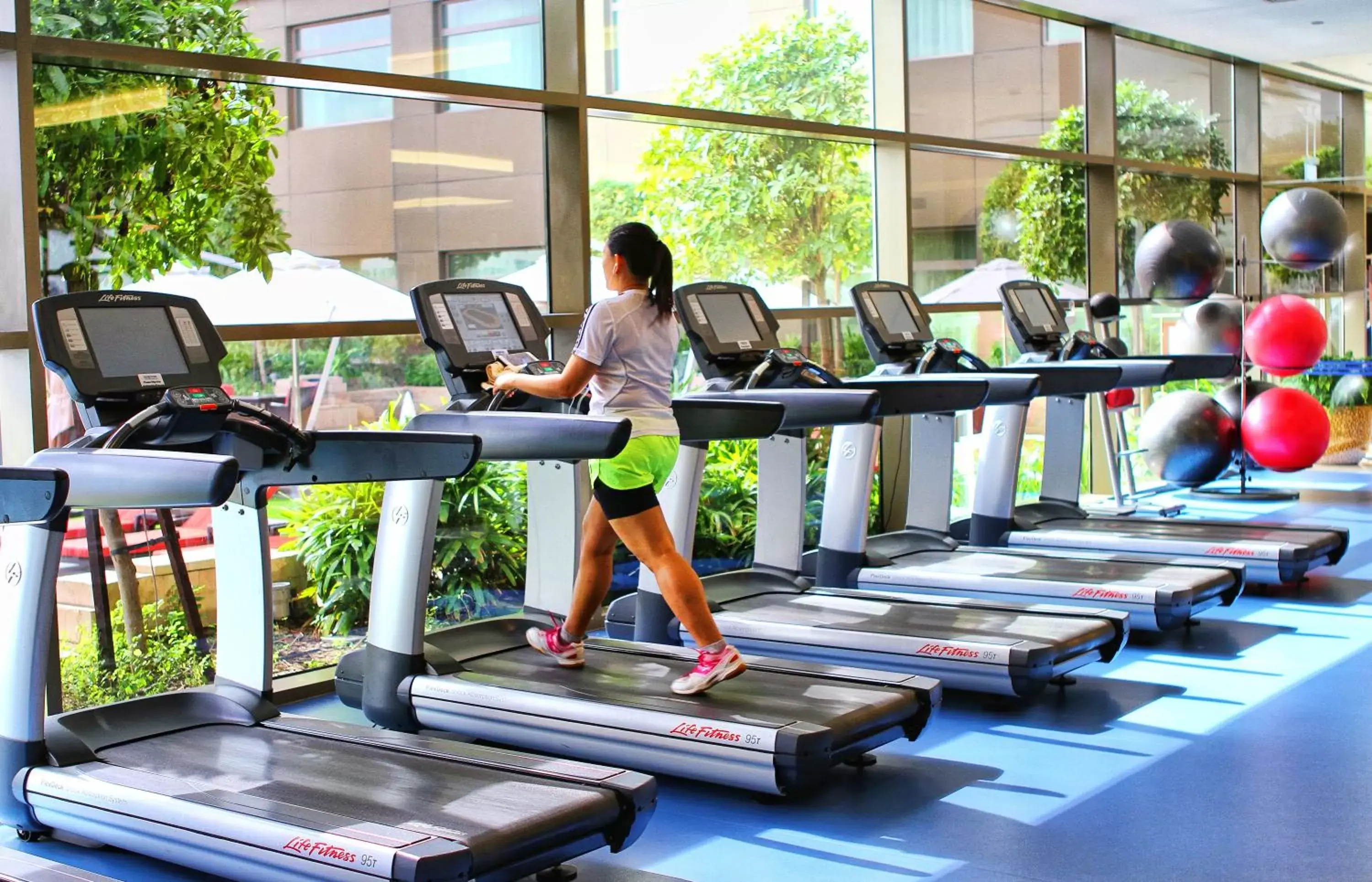 Fitness centre/facilities, Fitness Center/Facilities in Swissôtel Living Al Ghurair