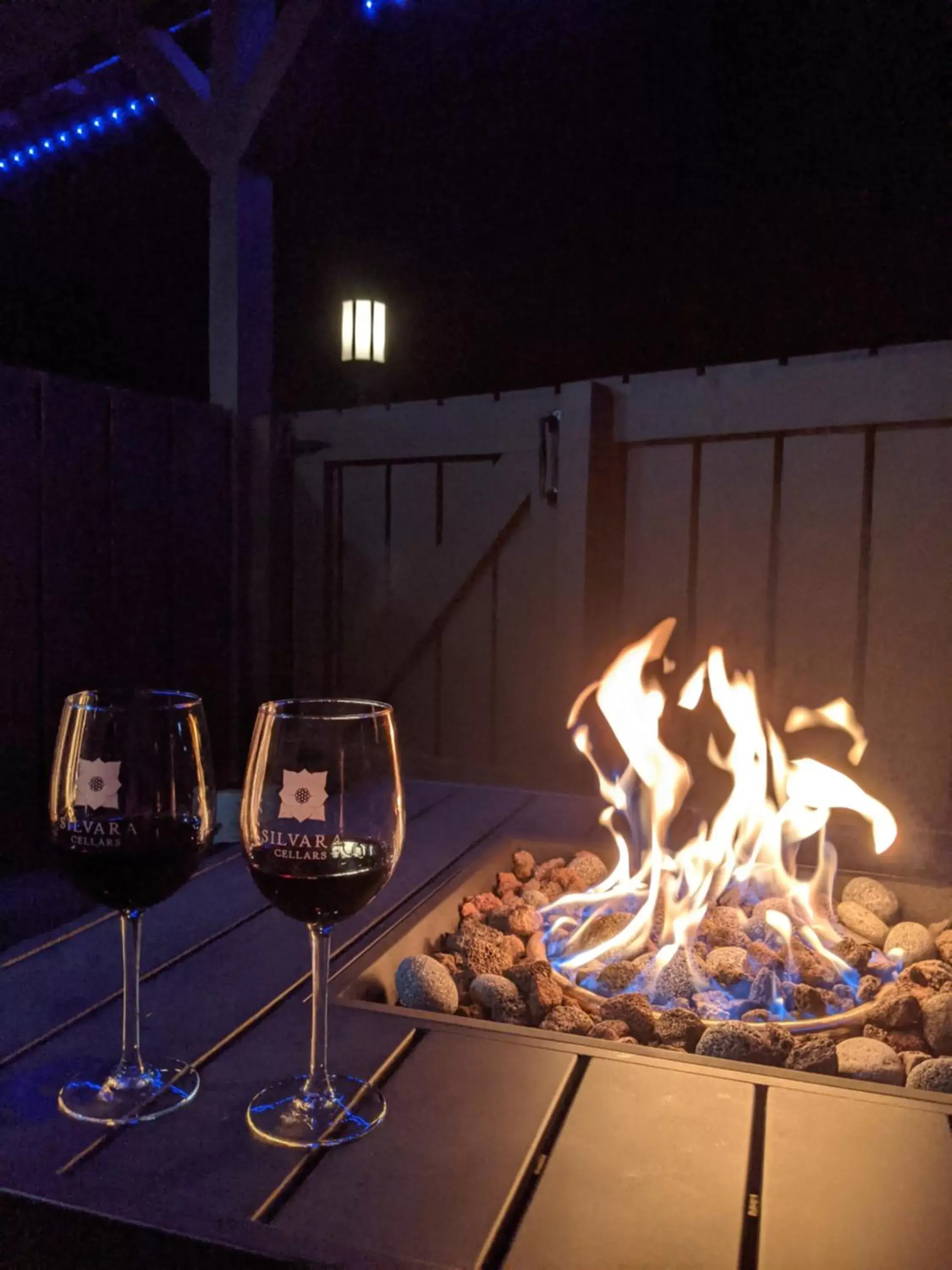 Superior King Room with Patio in Blue Elk Inn Superior King Room with Patio in Blue Elk Inn