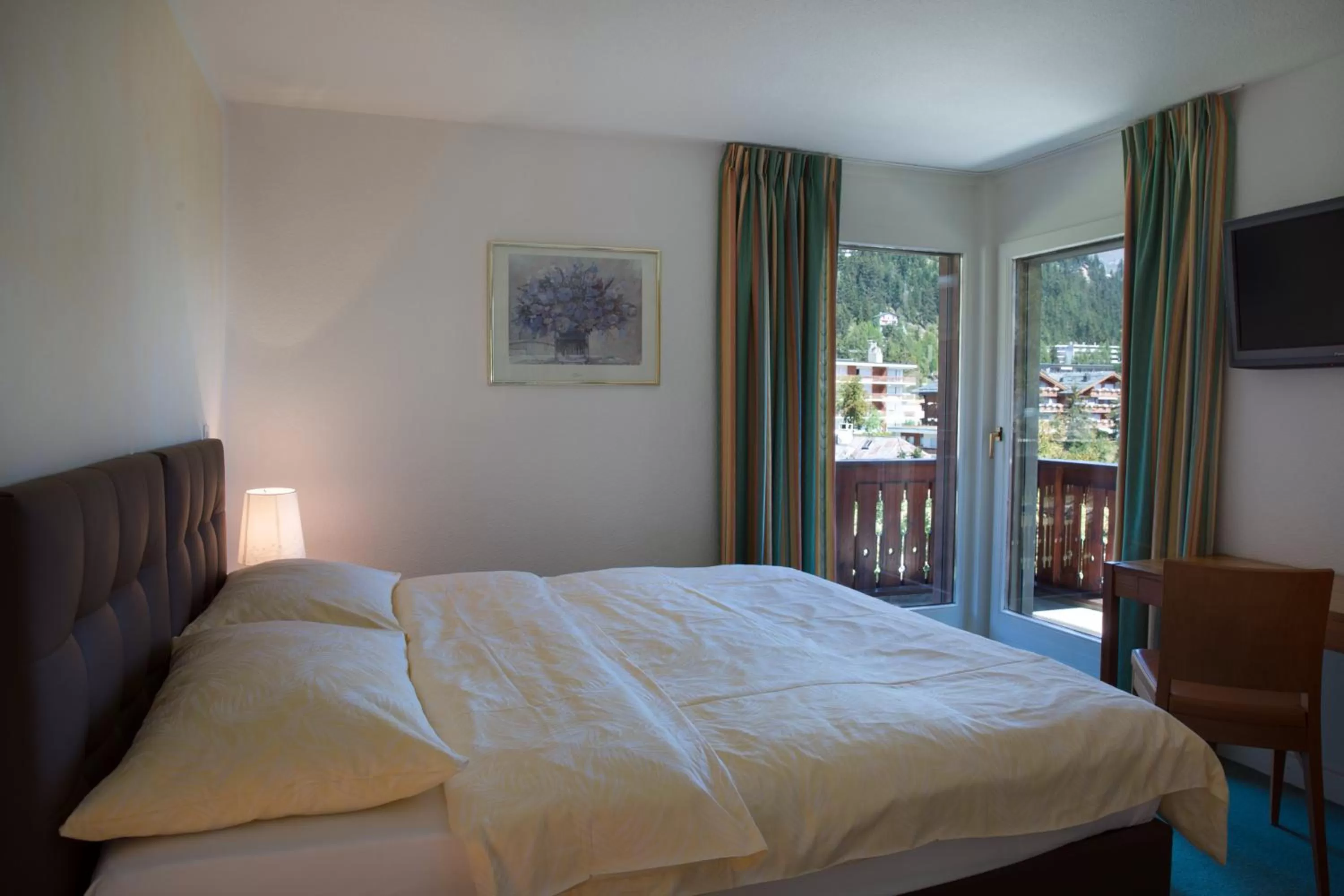 Bedroom, Bed in Aparthotel Helvetia