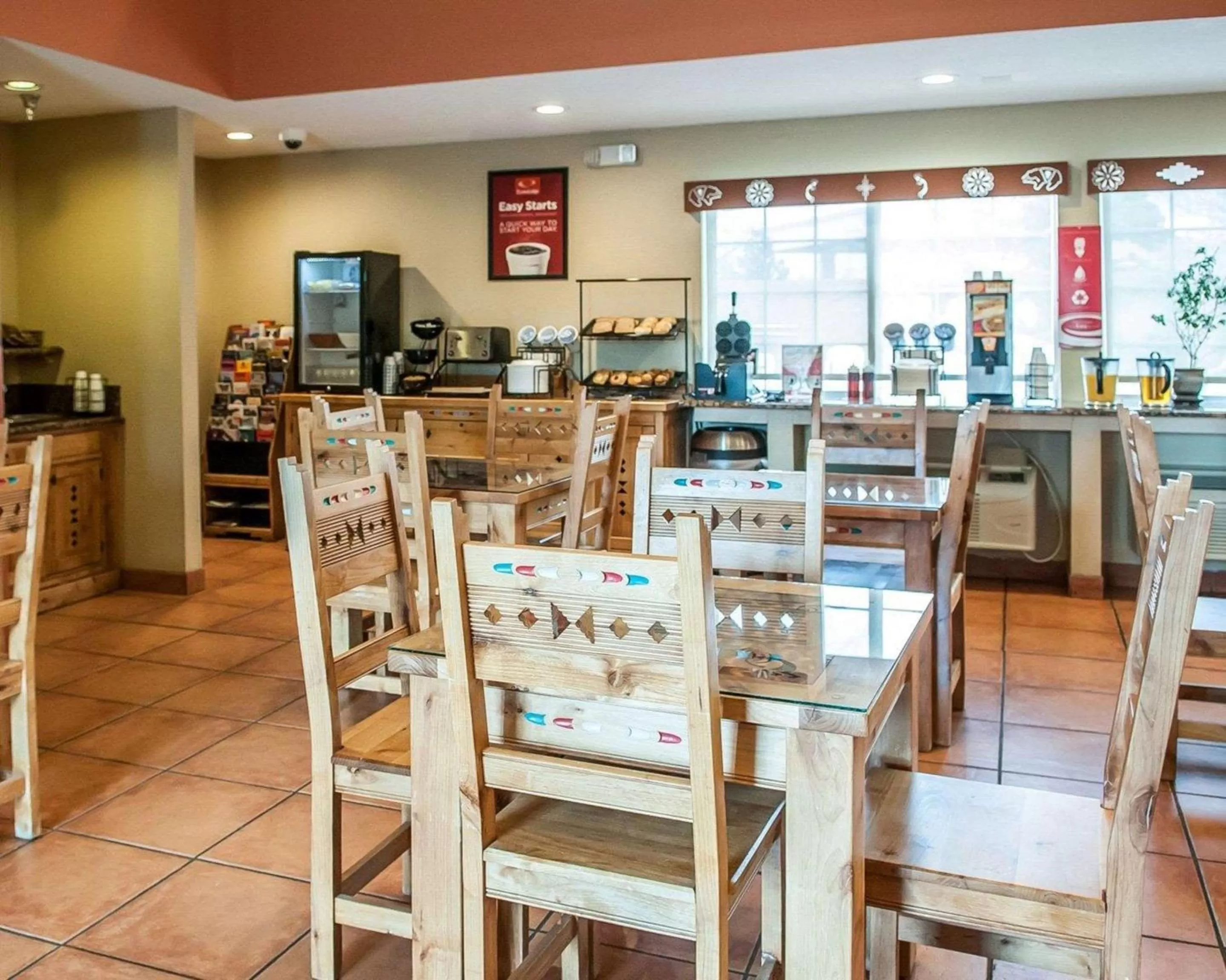Restaurant/places to eat in Econo Lodge Inn & Suites Santa Fe South