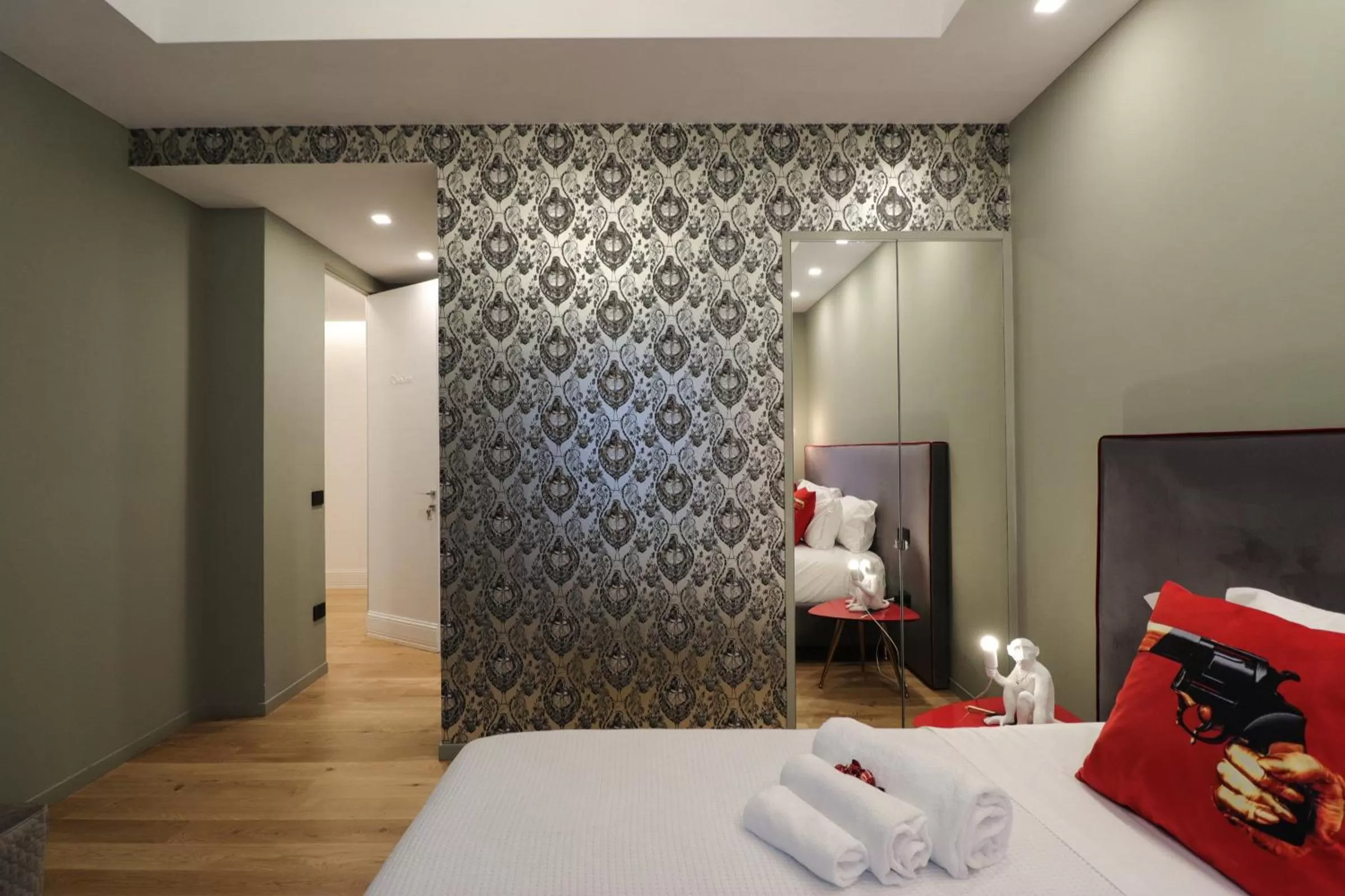 Bed in Aron Only Suites Bed and Breakfast