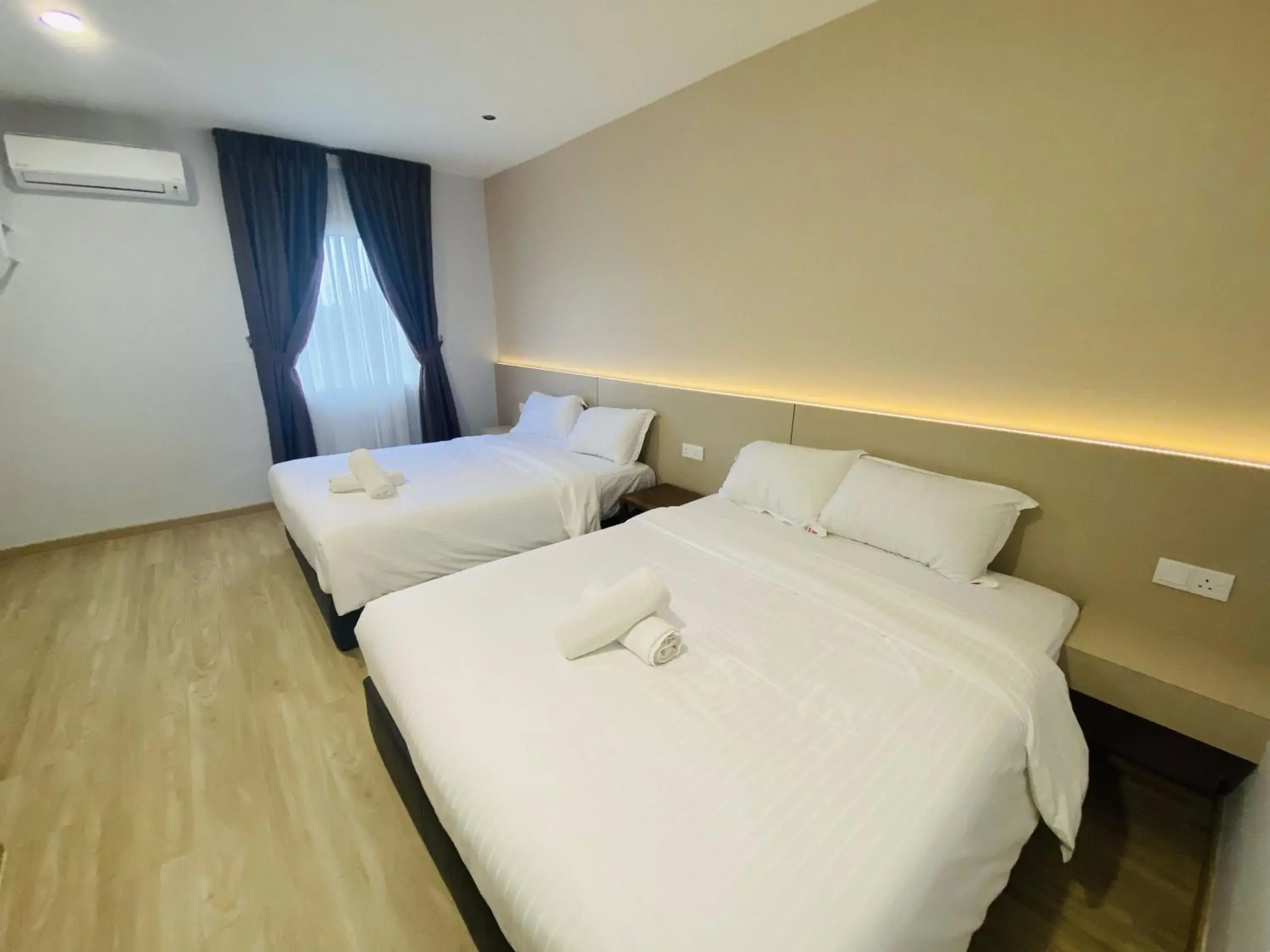 Double Room in Hotel U and Me Double Room in Hotel U and Me