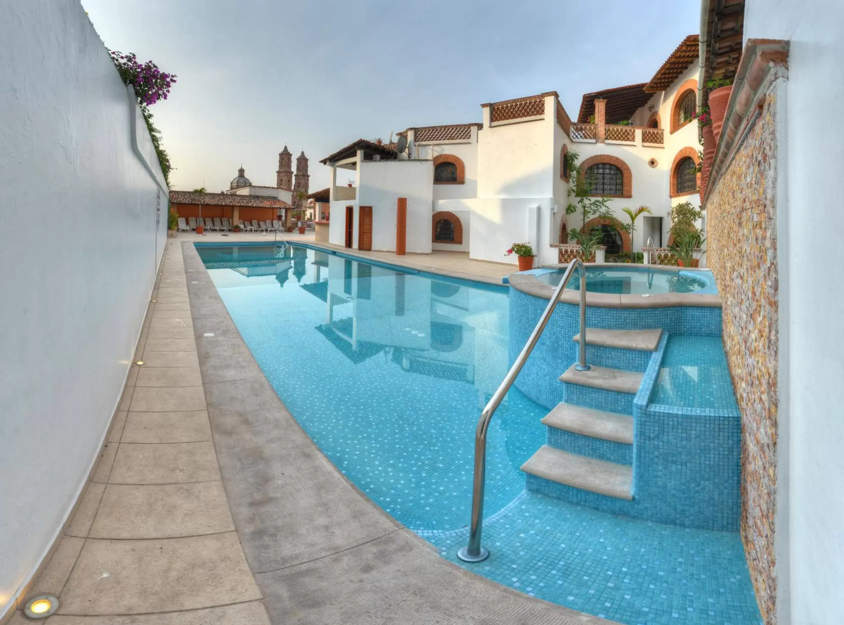 Swimming Pool in Hotel Agua Escondida