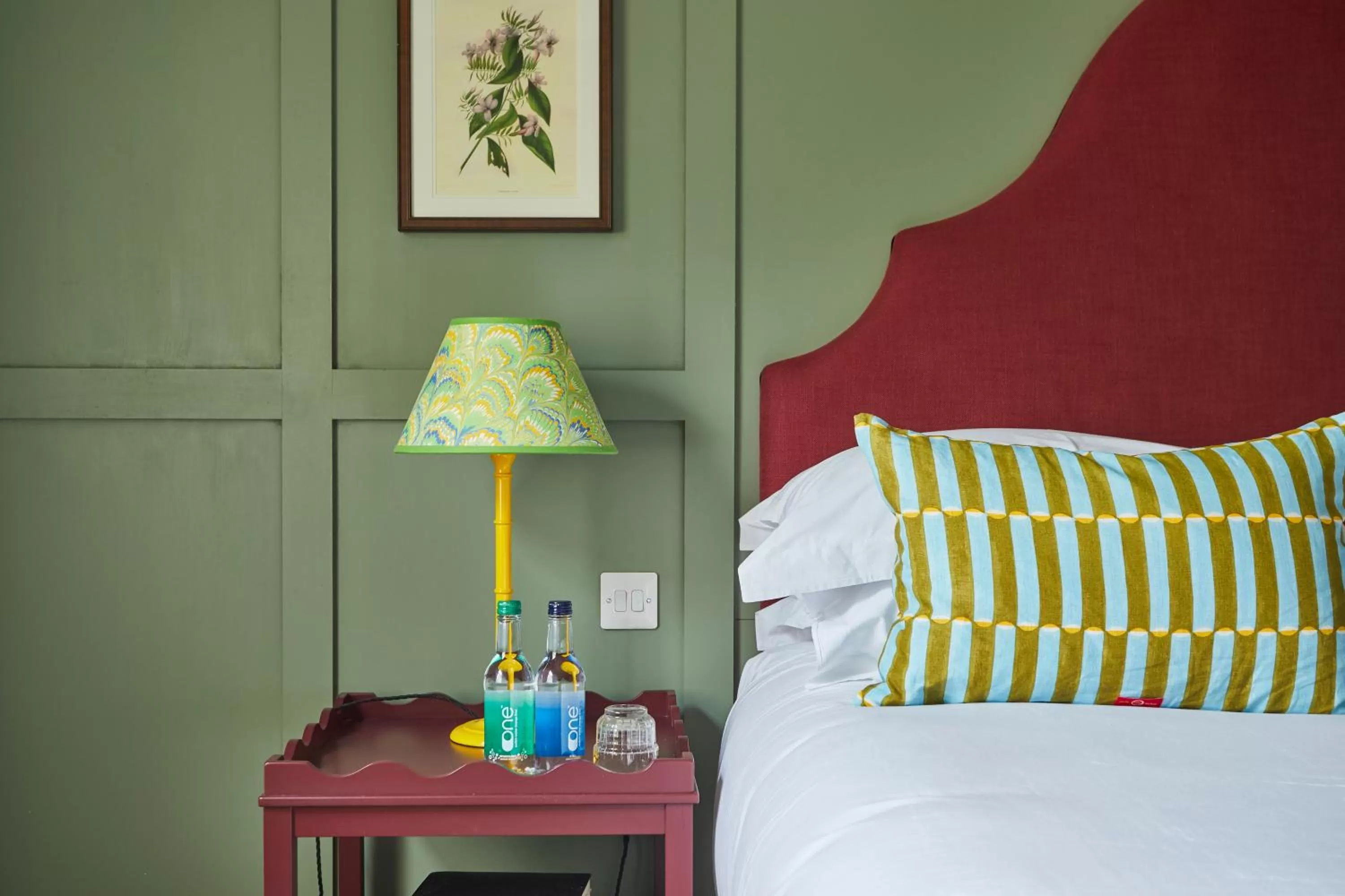 Bed in The Retreat, Elcot Park