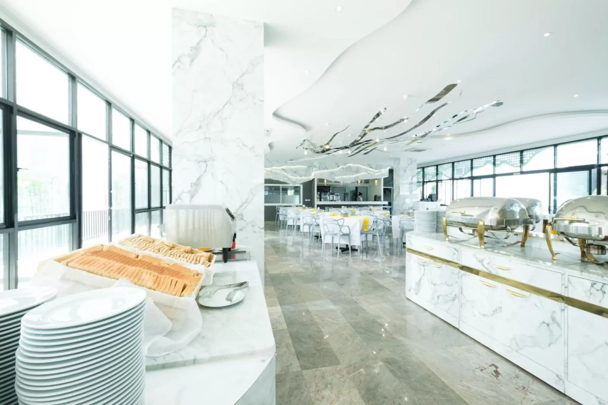 Restaurant/places to eat in P Plus Hotel Restaurant/places to eat in P Plus Hotel