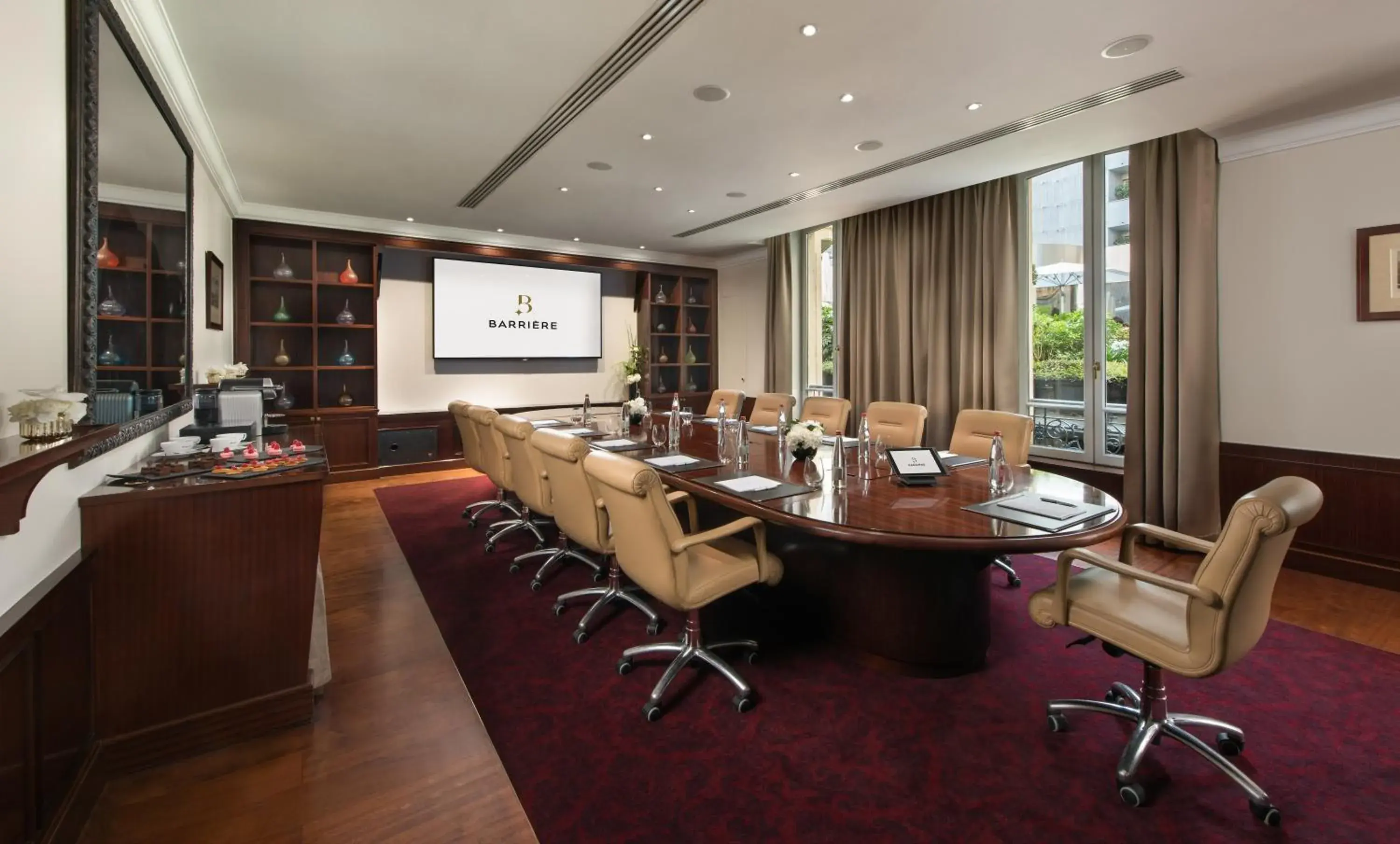 Meeting/conference room in Hotel Barriere Le Fouquet's