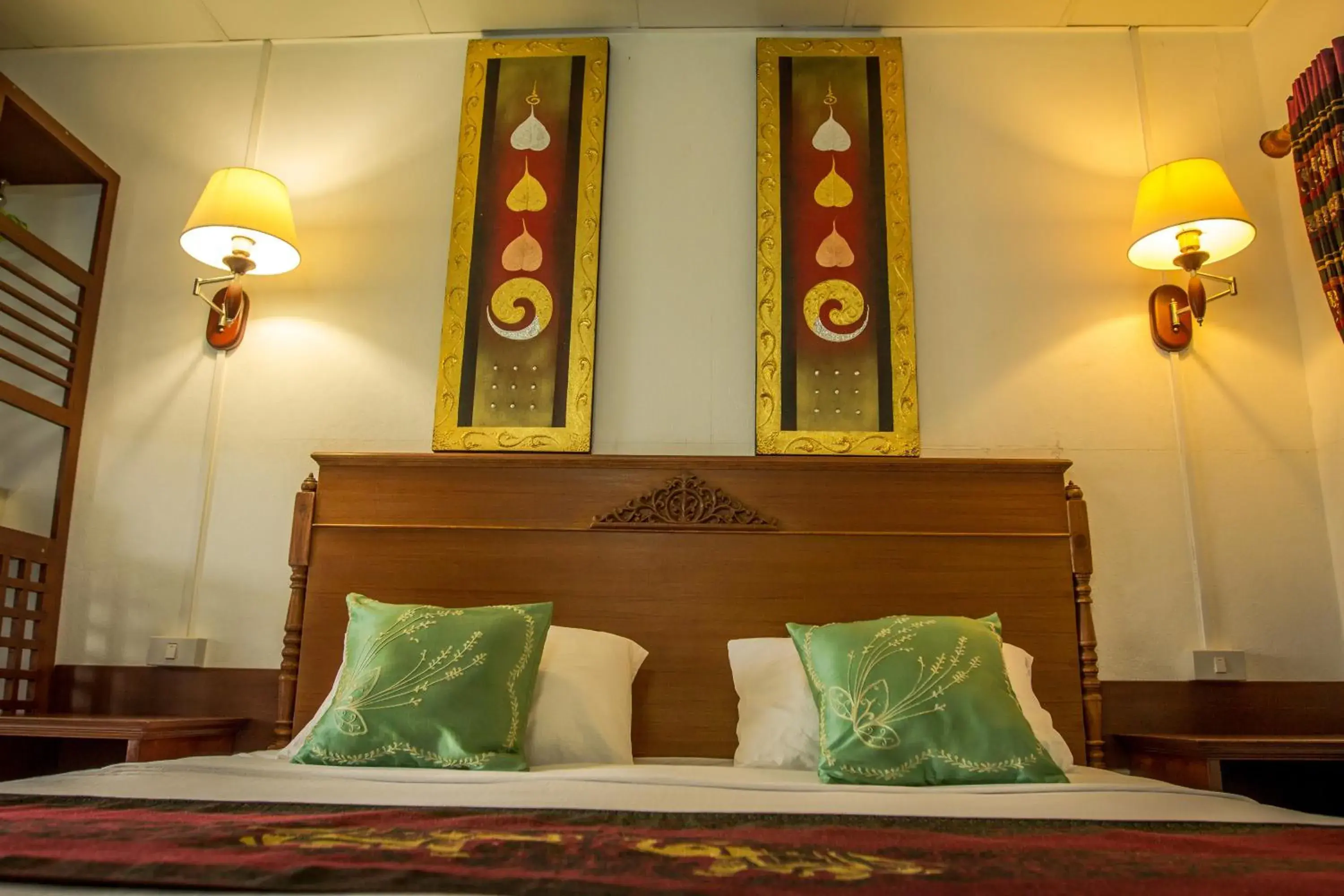 Bed in Rendezvous Oldtown Chiangmai (SHA Extra+) by ZUZU