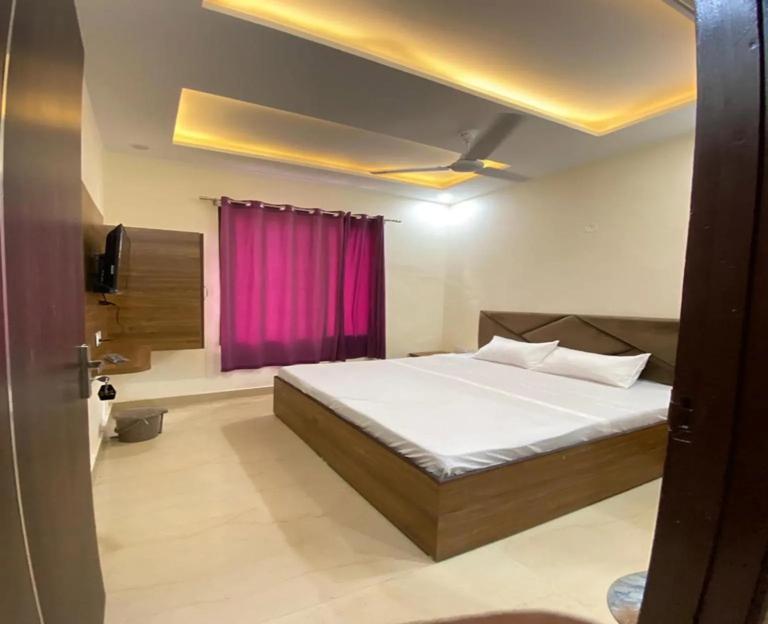 Photo of the whole room, Bed in Naman Homestay