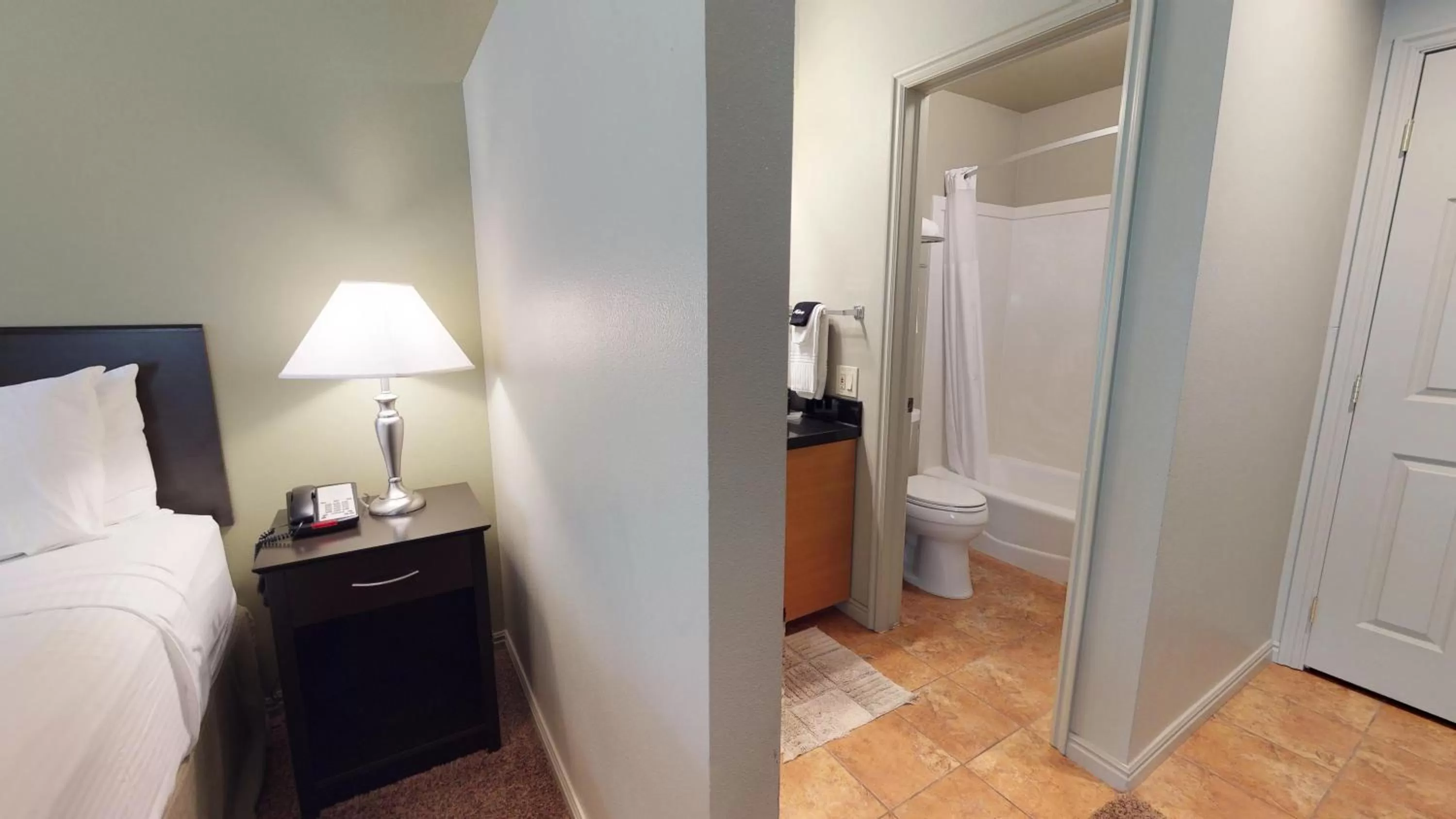 Bathroom in Flanigan`s Resort and Spa