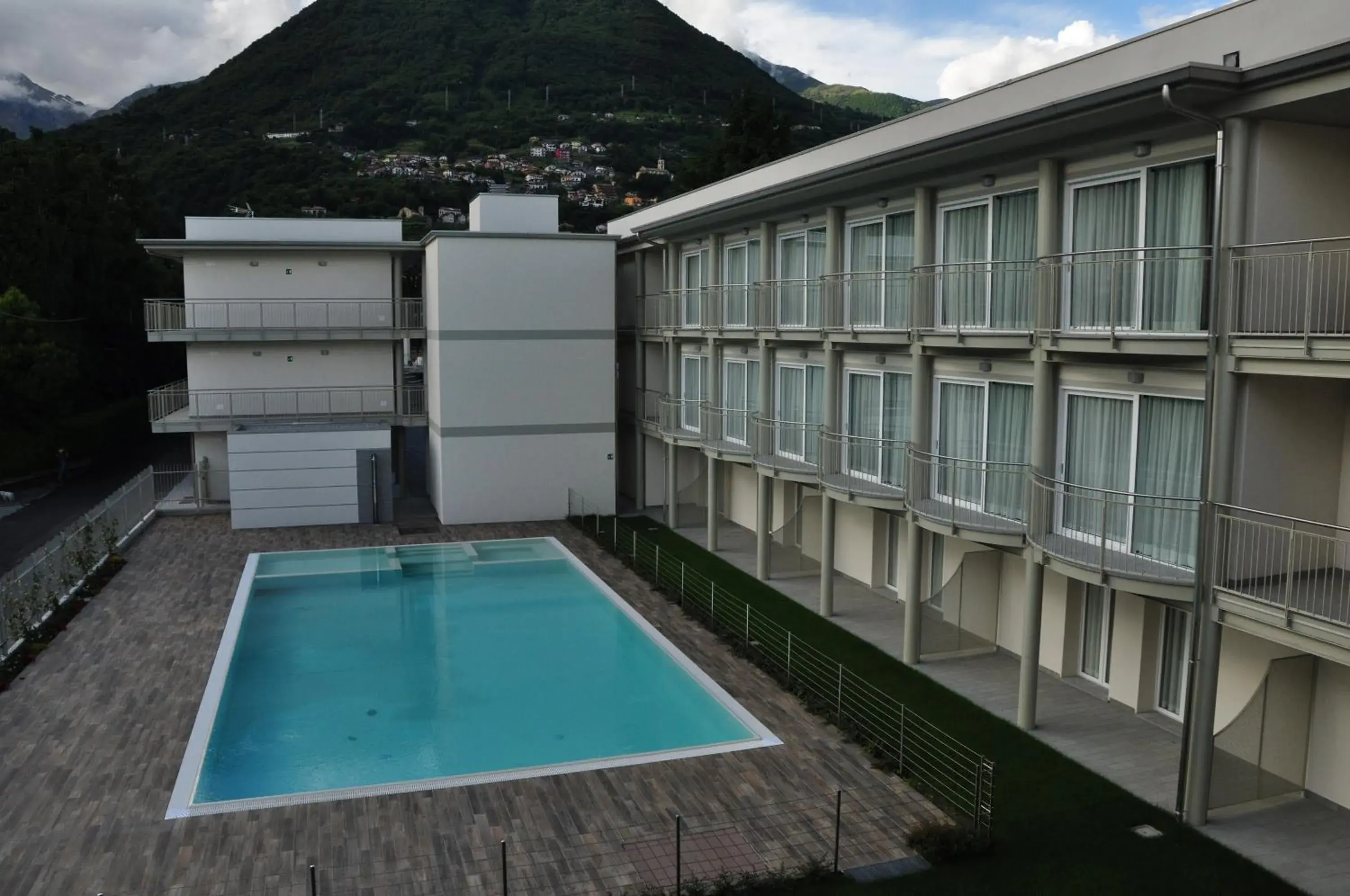 Swimming pool, Property Building in Hotel Vischi