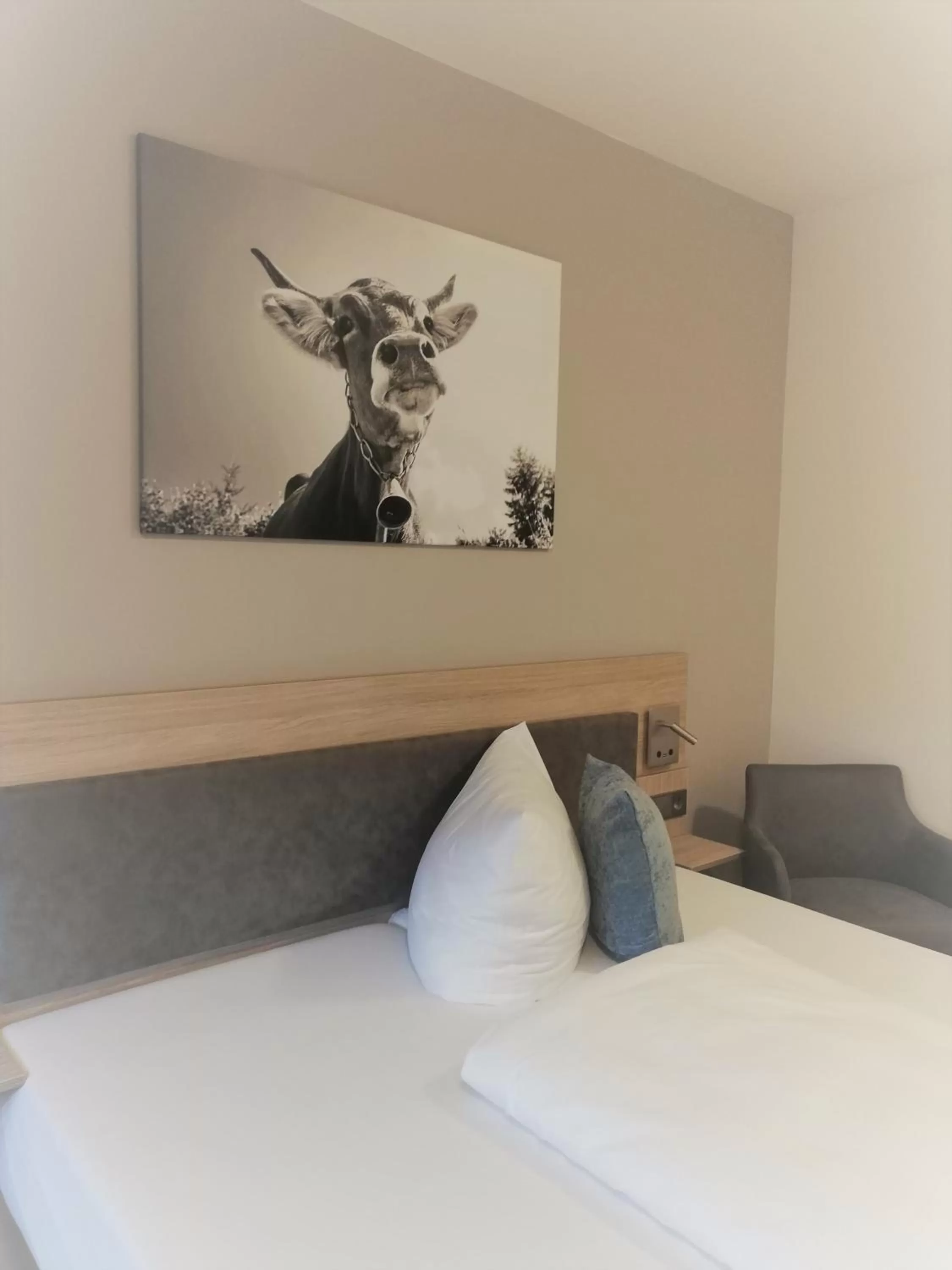 Photo of the whole room, Bed in Hotel & Restaurant Alte Molkerei Kölleda