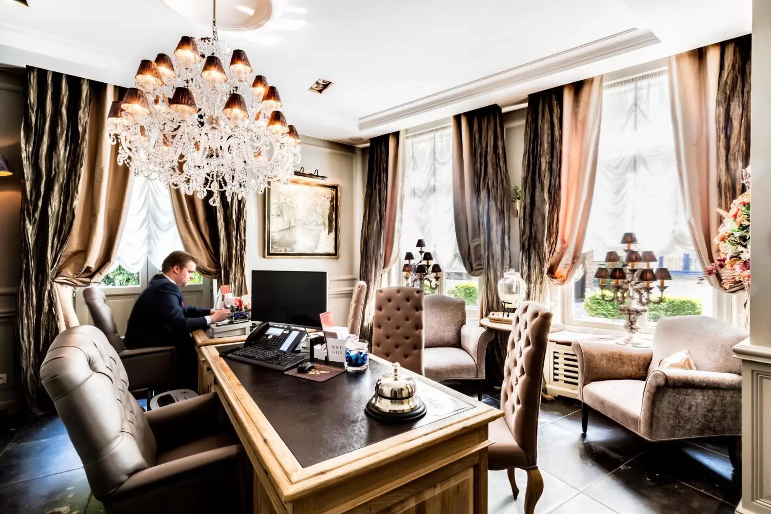 Seating Area in Boutique Hotel De Castillion - Small elegant family hotel