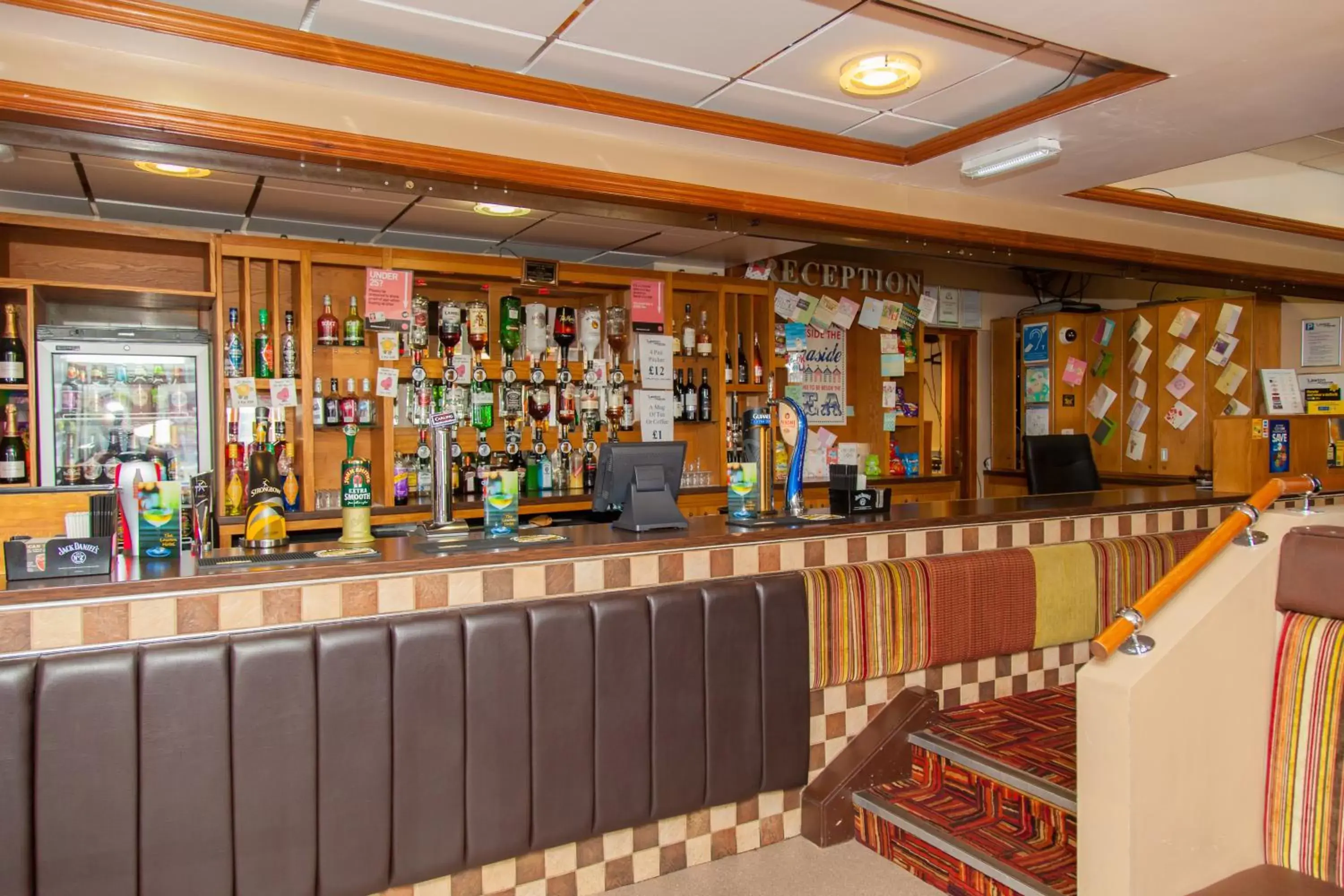 Lounge or bar, Lounge/Bar in The Lawton