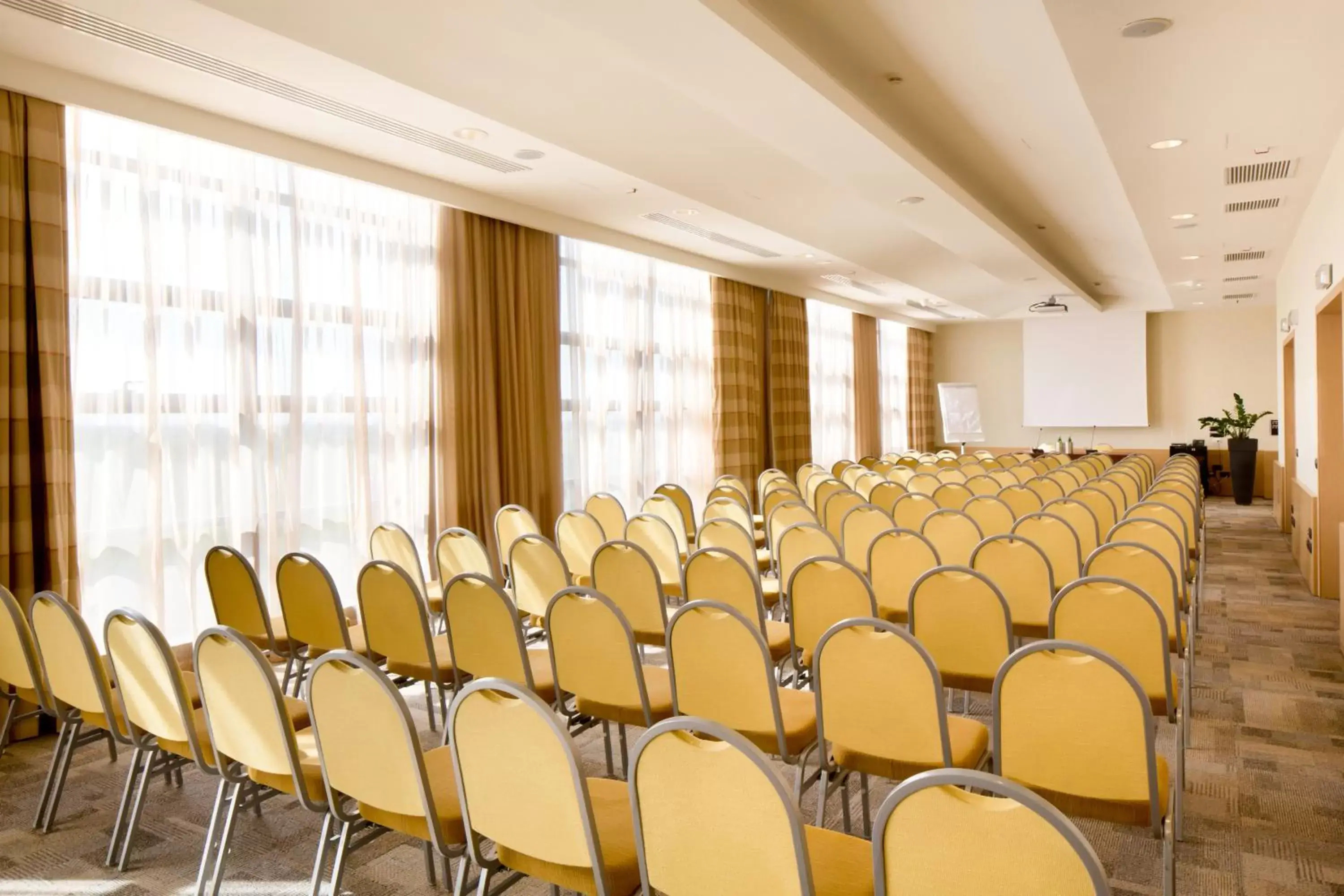 Meeting/conference room in Starhotels Grand Milan