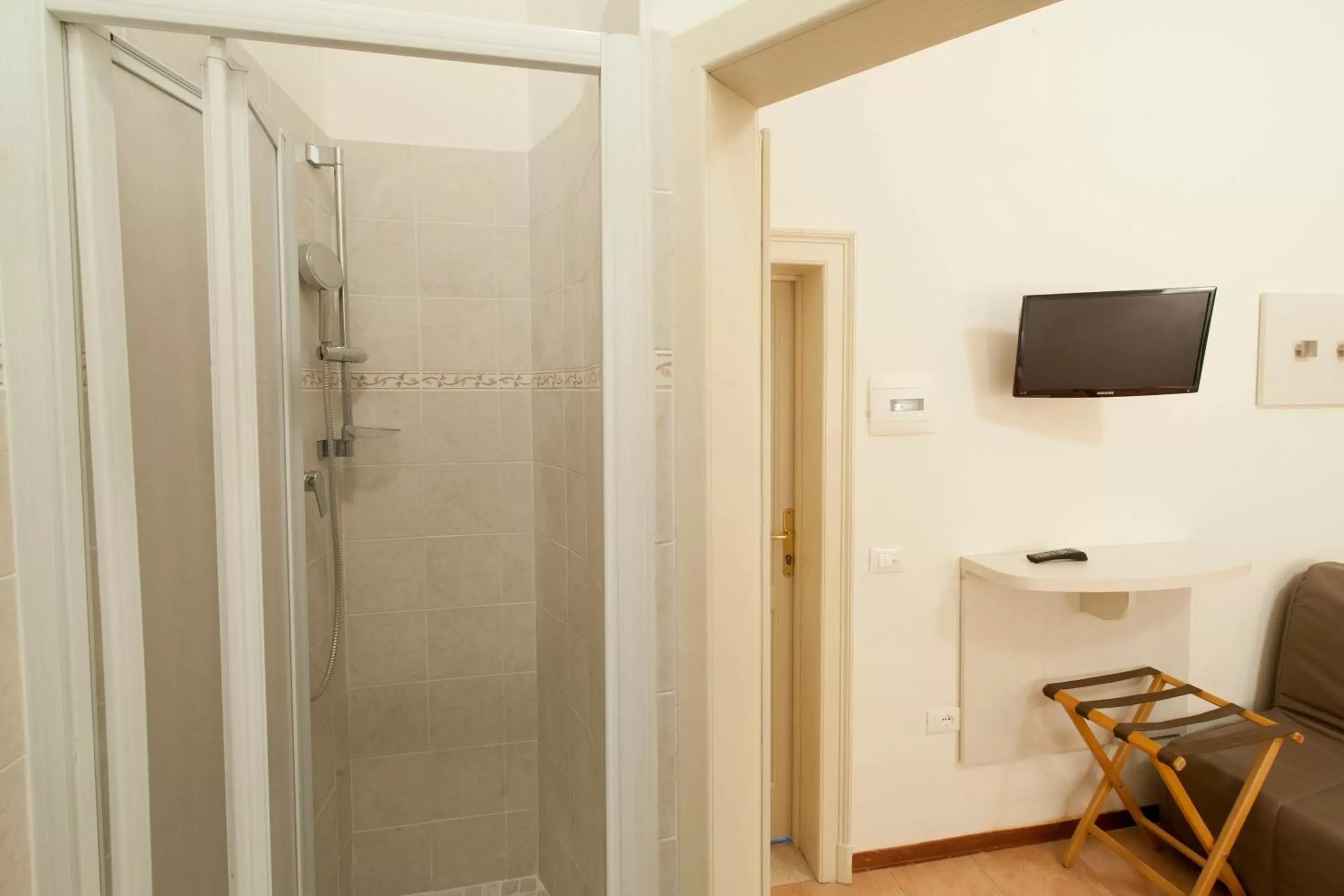 Bathroom in Hotel Gardenia