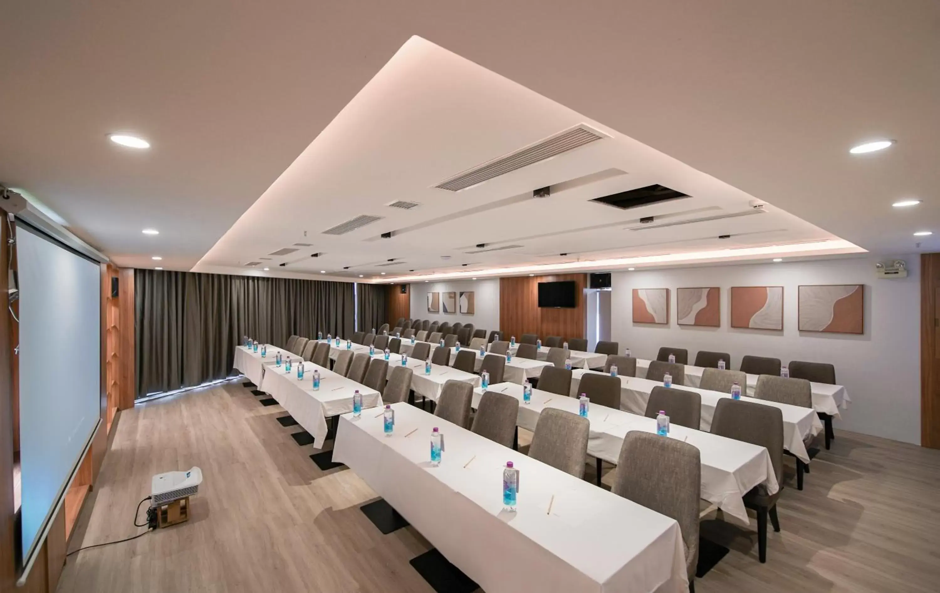 Meeting/conference room in Zenia Boutique Hotel Nha Trang