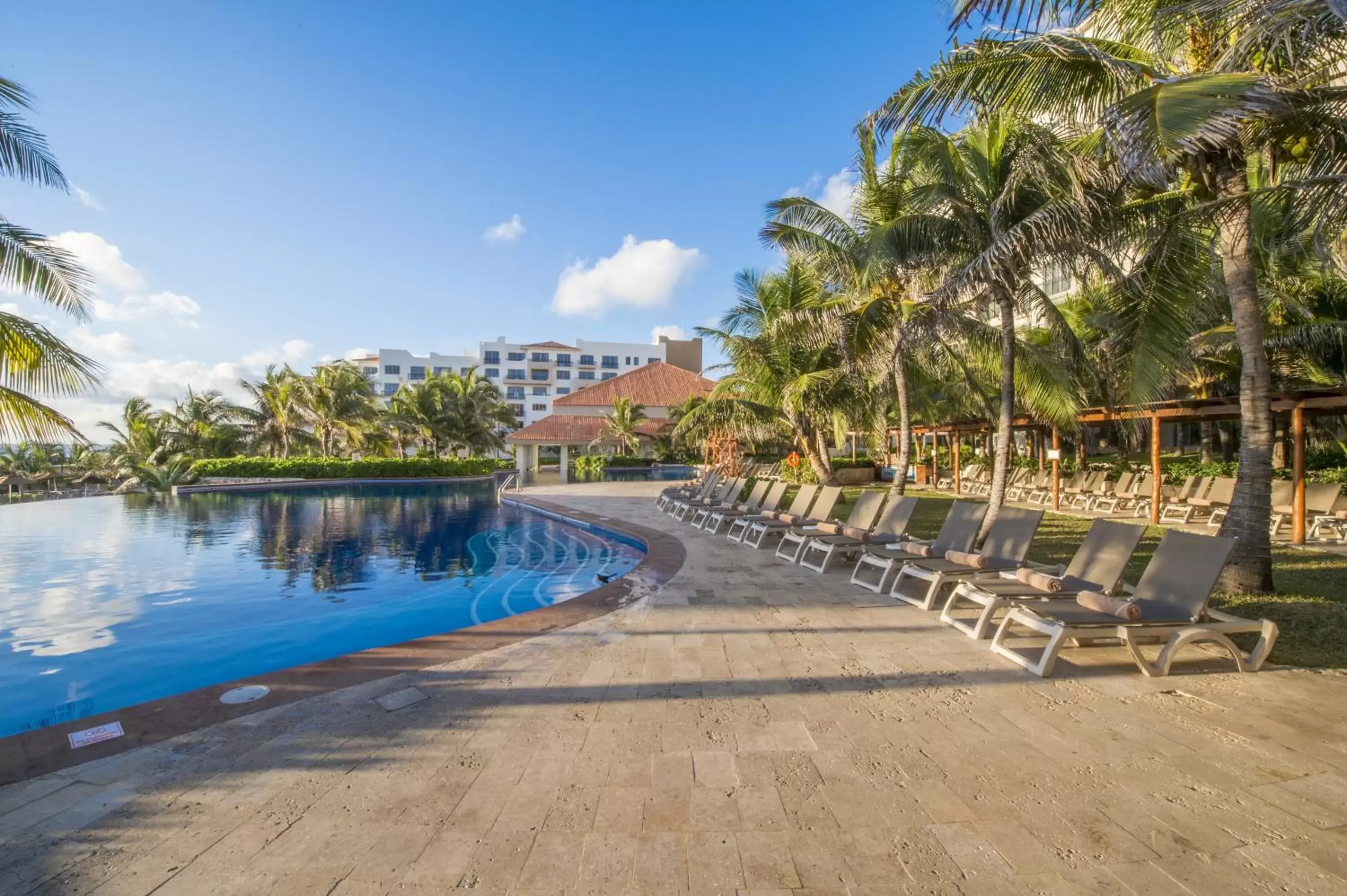 Swimming Pool in Fiesta Americana Condesa Cancun - All Inclusive