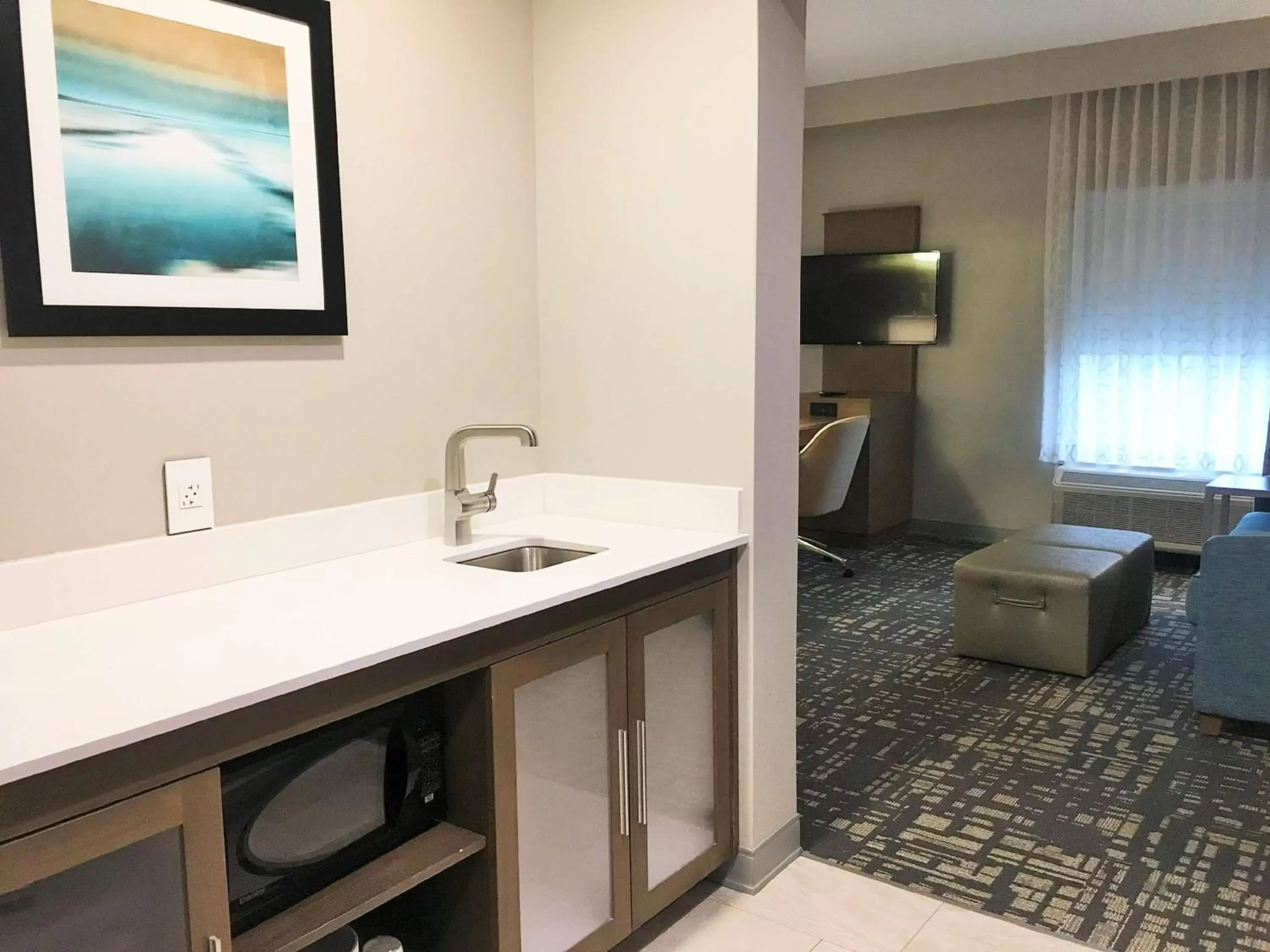 Bedroom, Bathroom in Hampton Inn & Suites Dallas-The Colony