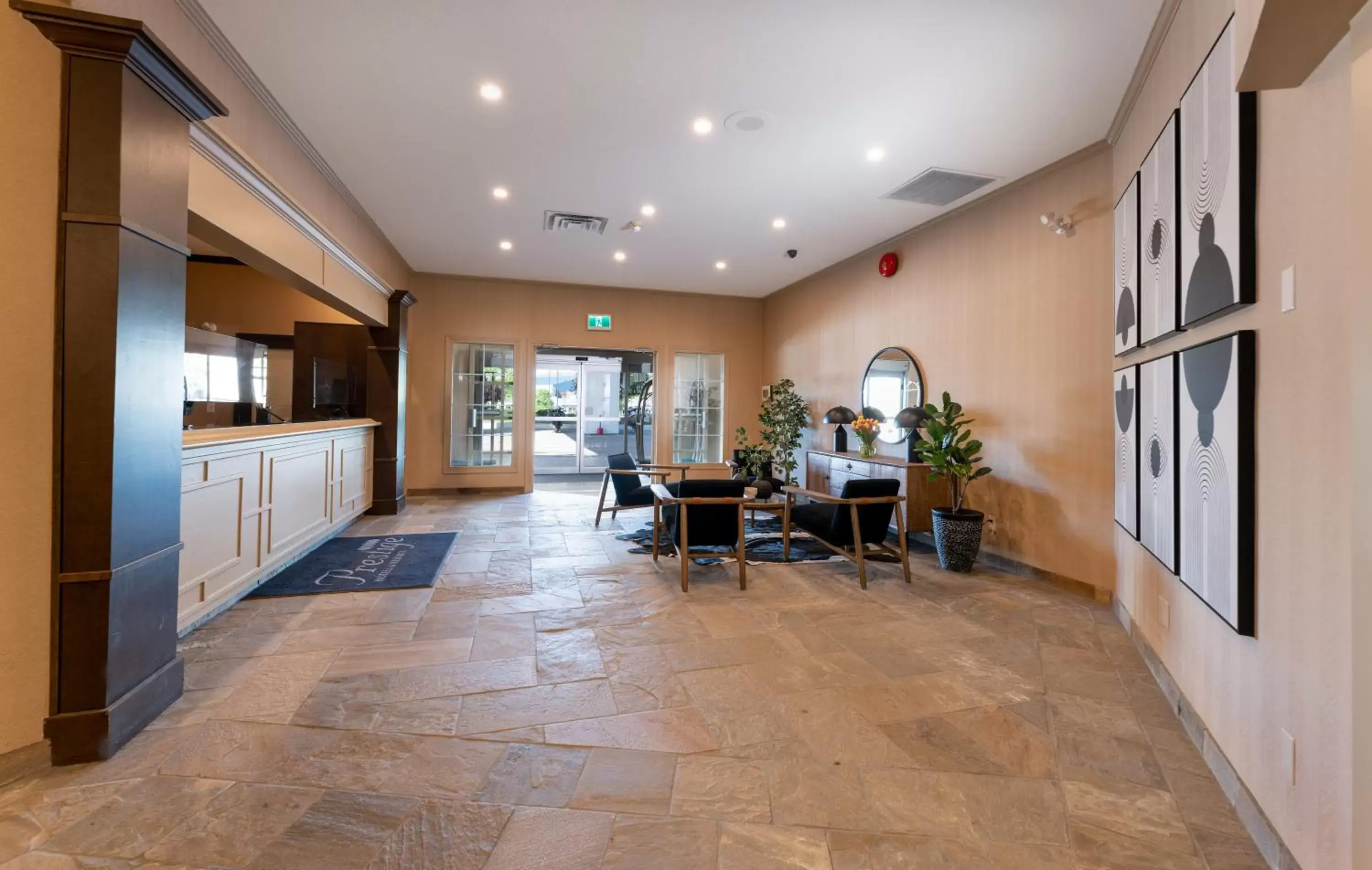 Lobby or reception in Prestige Vernon Hotel