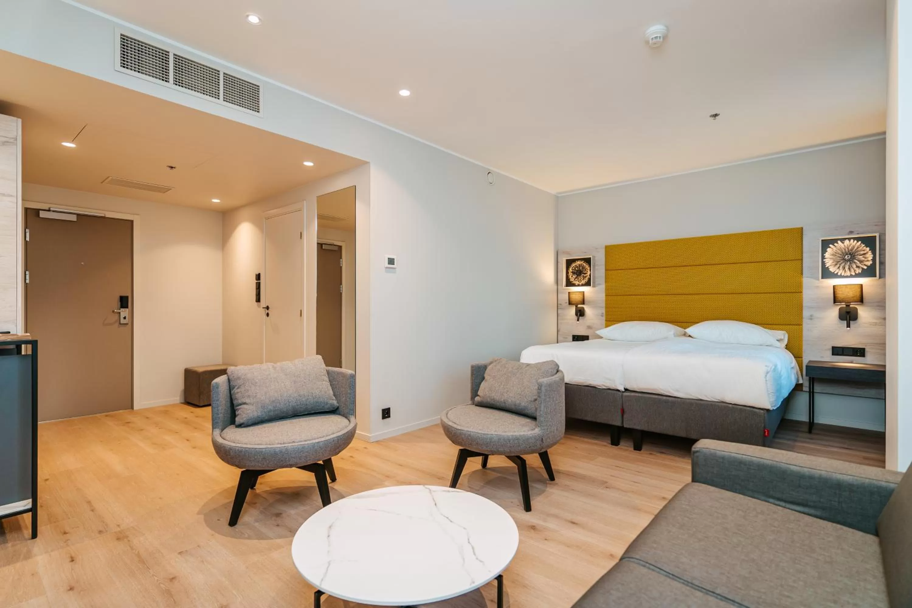 Photo of the whole room, Bed in Tallink City Hotel