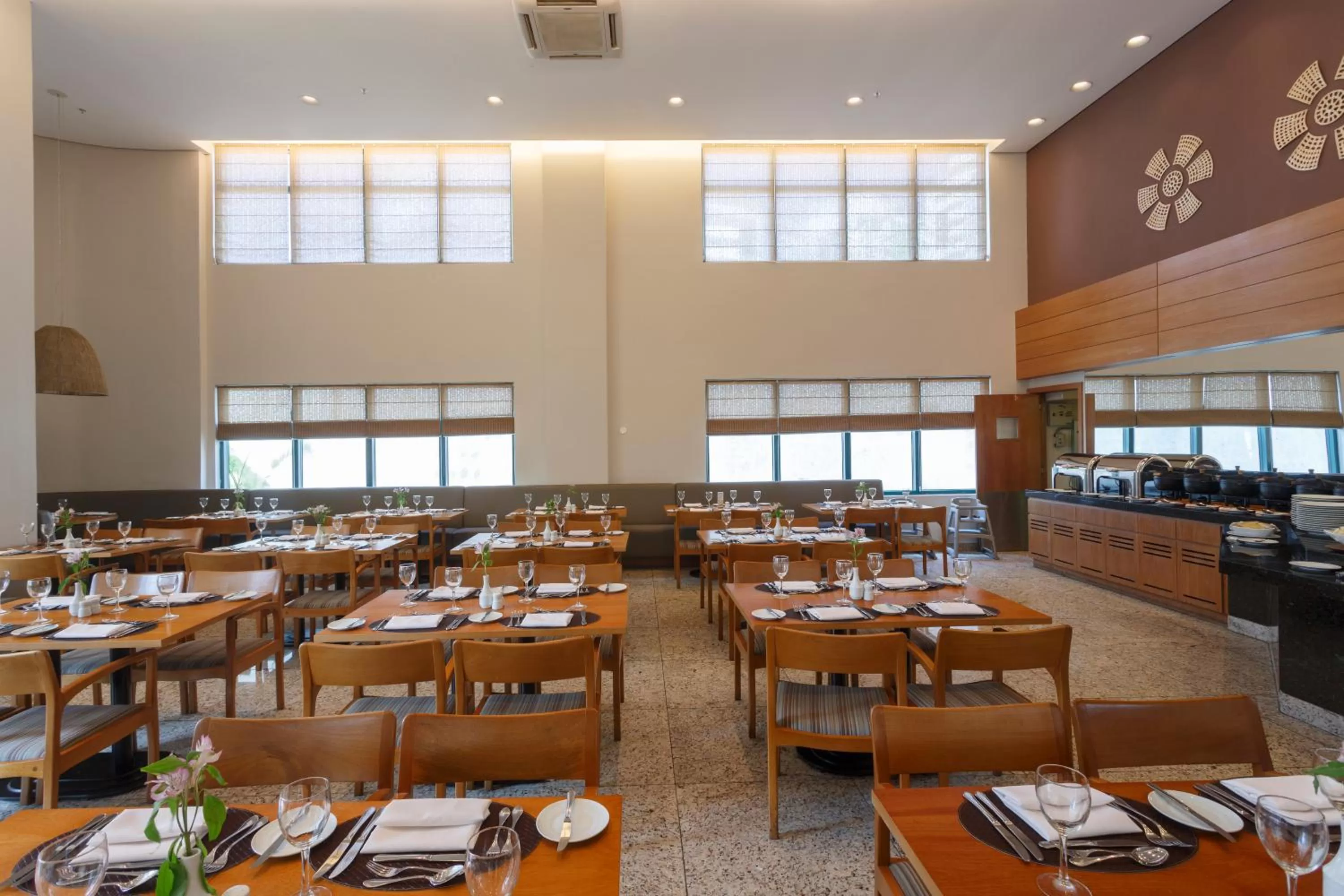 Restaurant/places to eat in Mercure Salvador Pituba