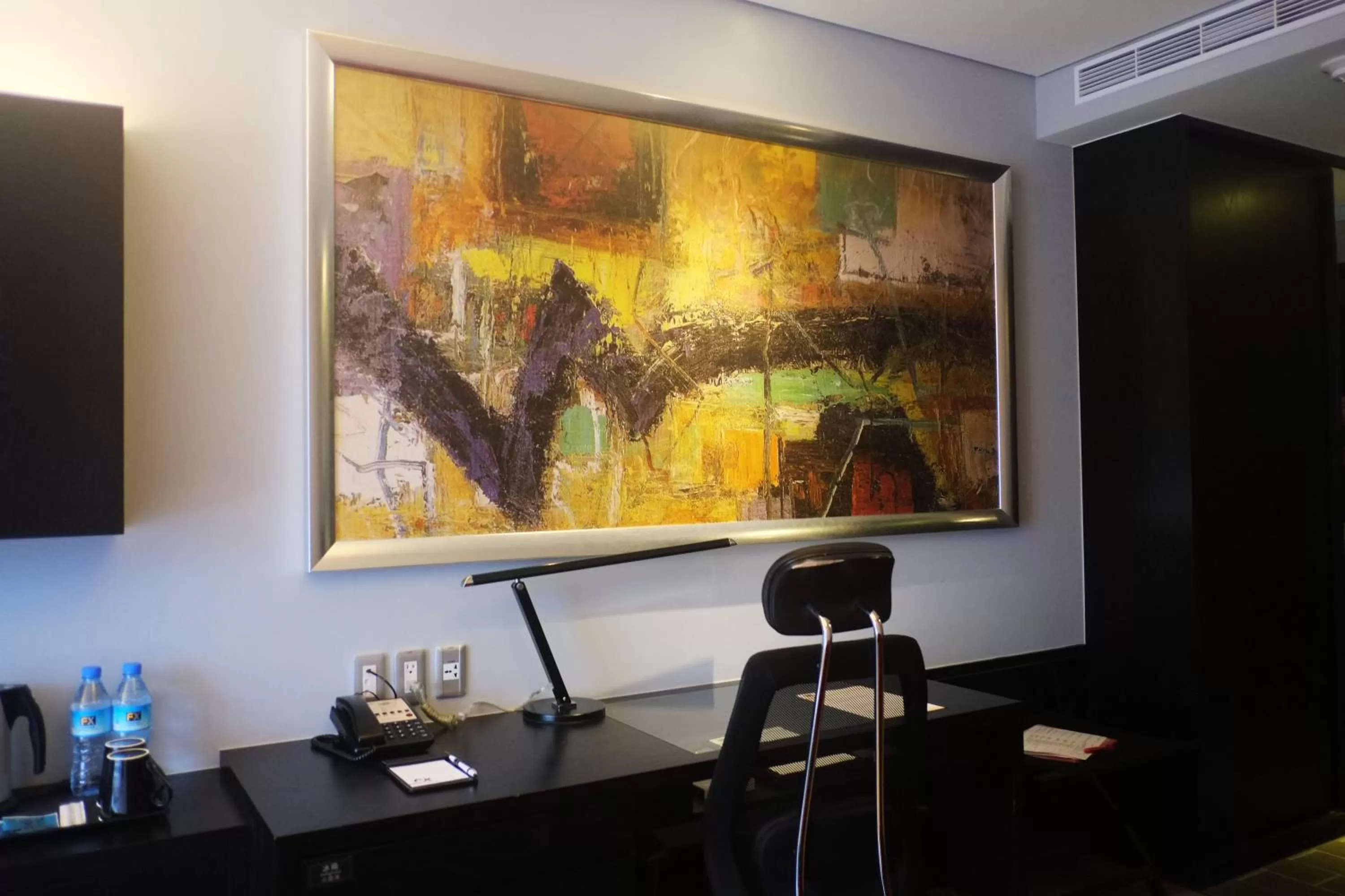 Seating area in FX Hotel Taipei Nanjing East Road Branch