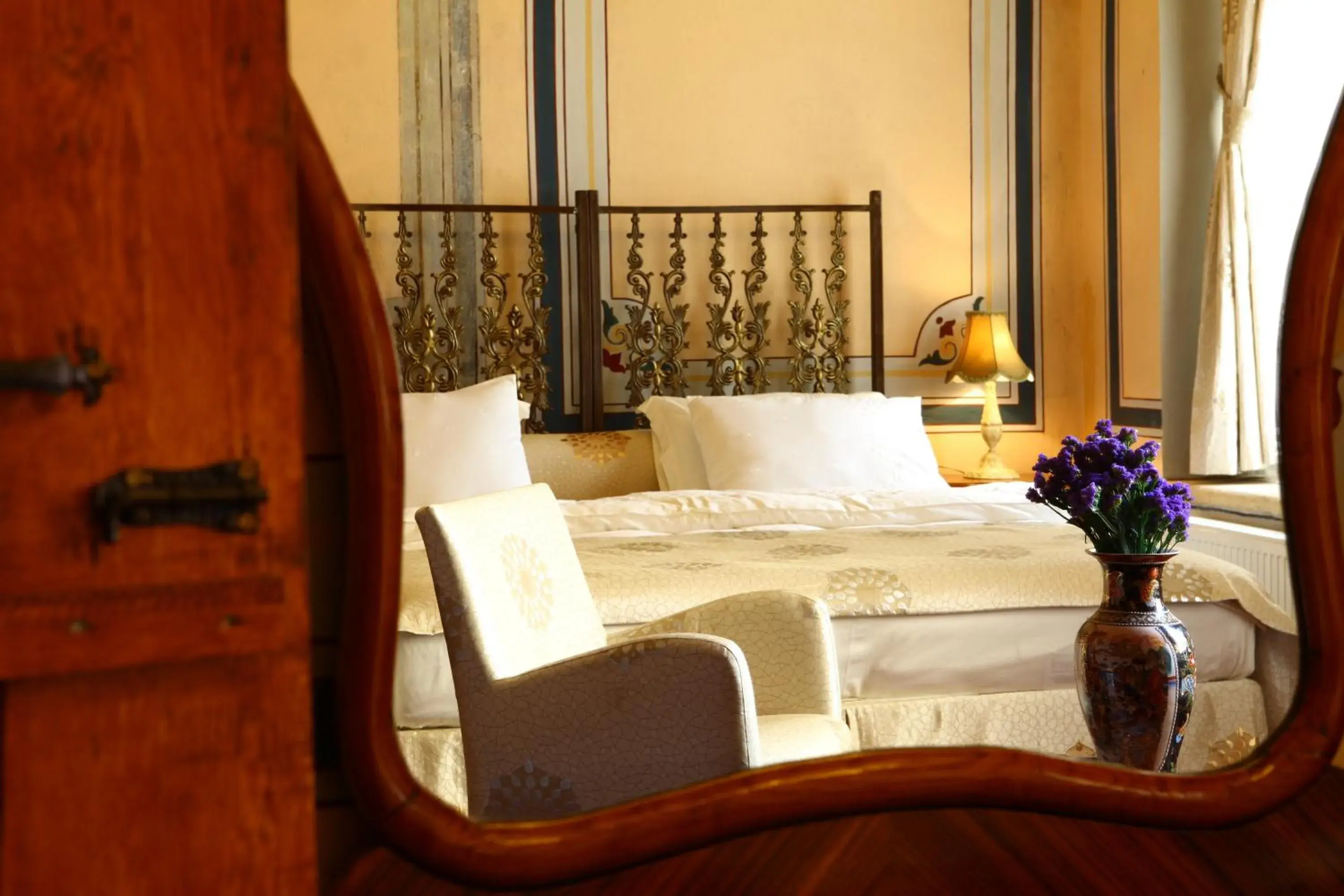 Decorative detail, Bed in Sarnıç Butik Otel
