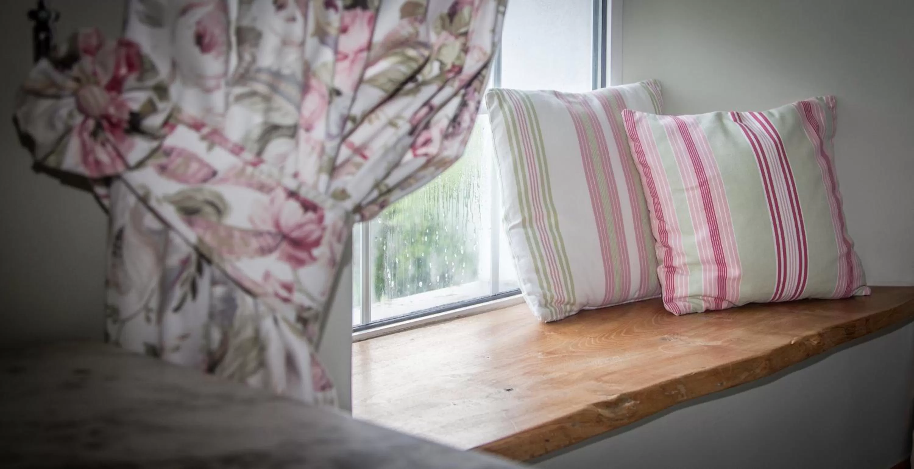 Bedroom, Bed in Treweens