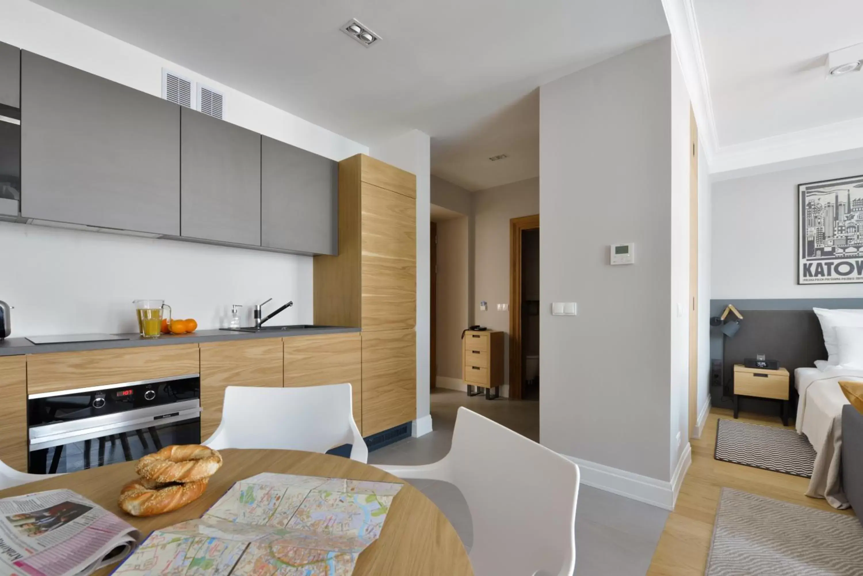 Photo of the whole room, Kitchen/Kitchenette in STRADONIA Serviced Apartments