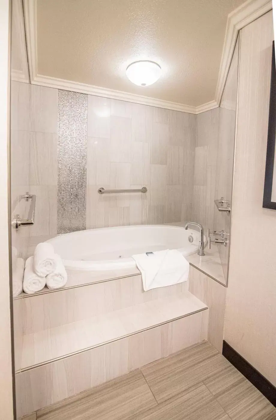 Shower, Bathroom in Best Western Plus Redondo Beach Inn
