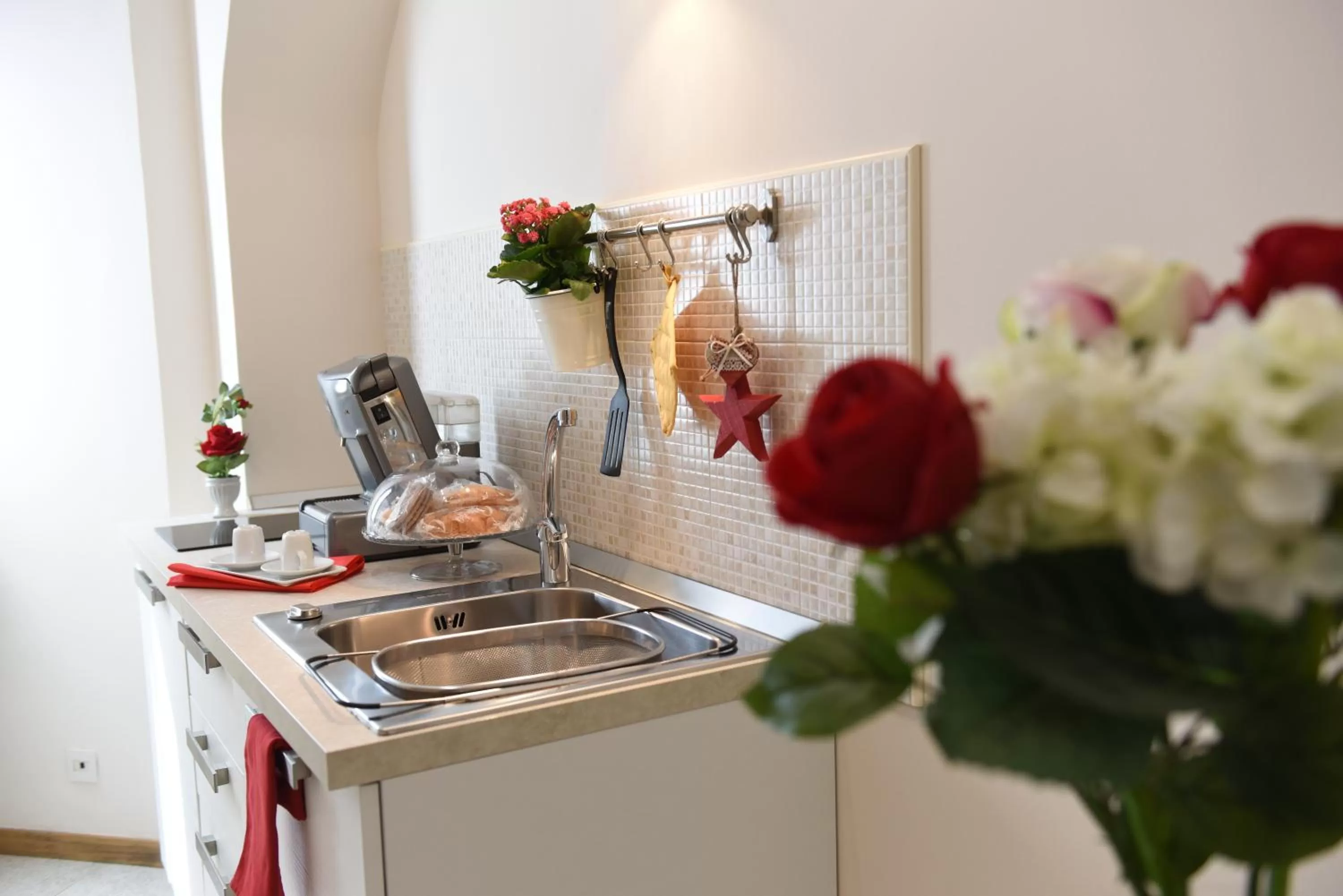 Kitchen or kitchenette, Kitchen/Kitchenette in B&B La Dimora di Iside