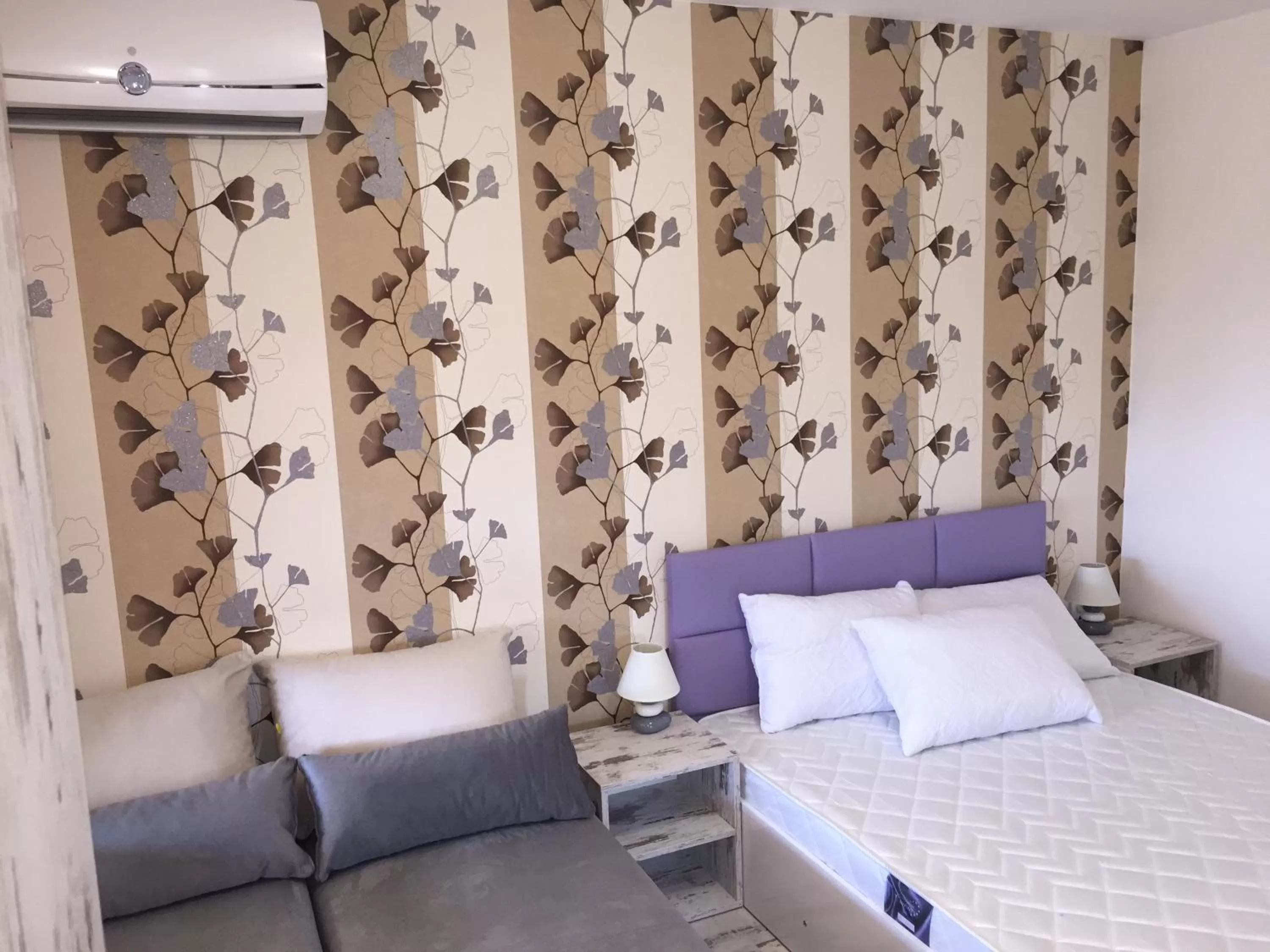 Bed in Family Hotel Malibu