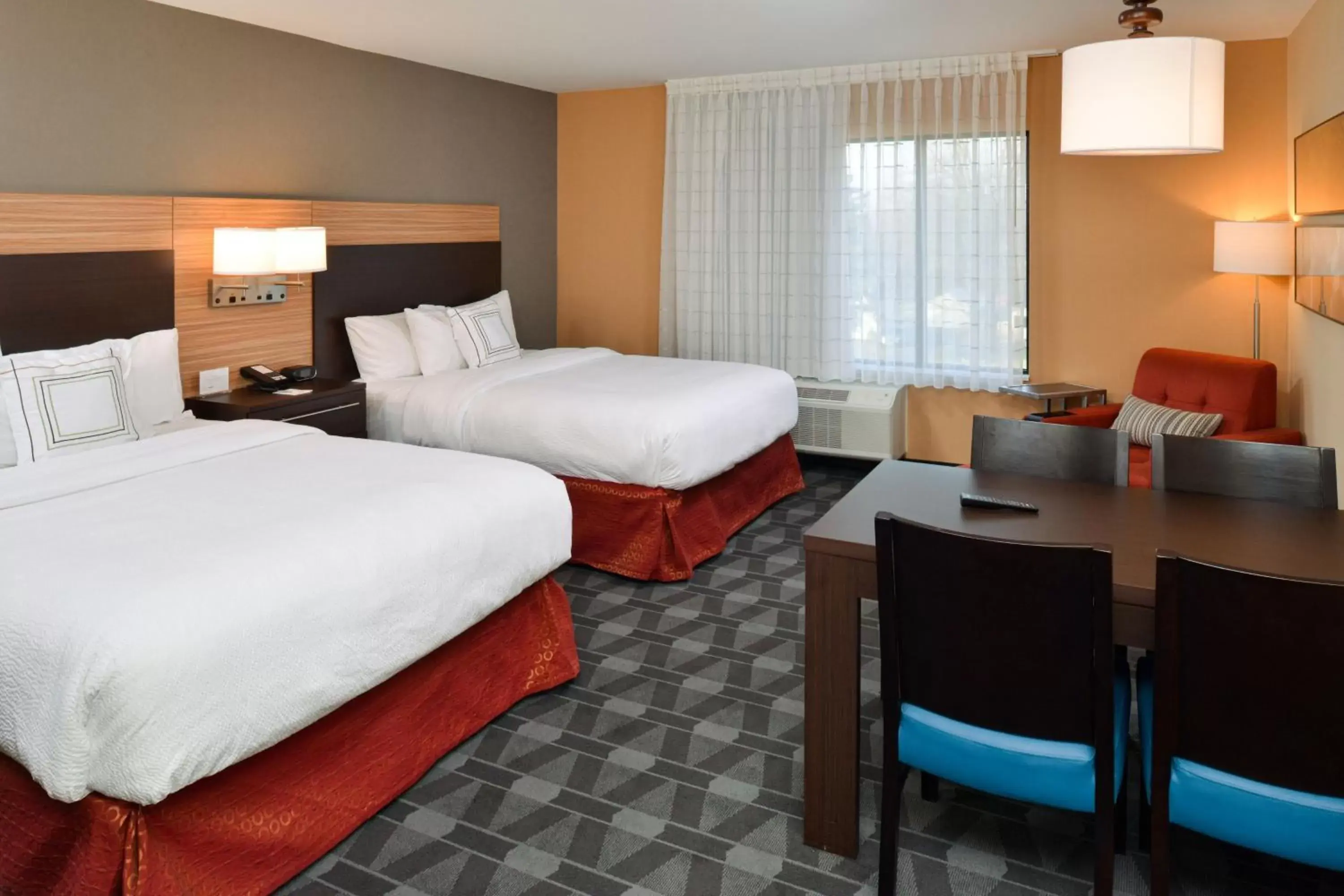 Photo of the whole room, Bed in TownePlace Suites by Marriott Detroit Belleville